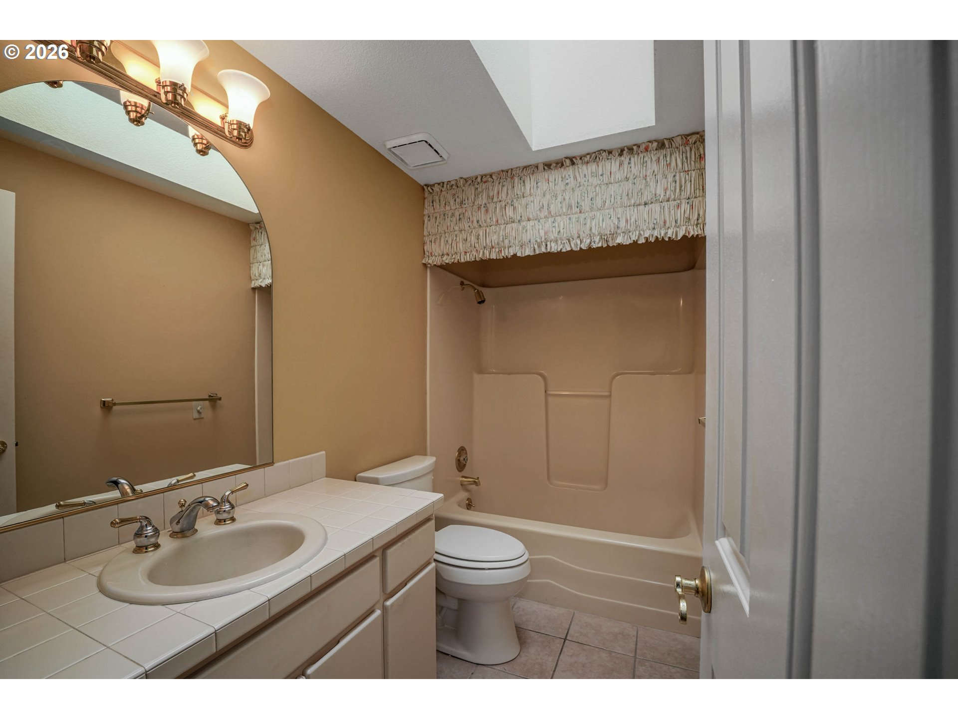 590 Snead Dr N Property Photo 34