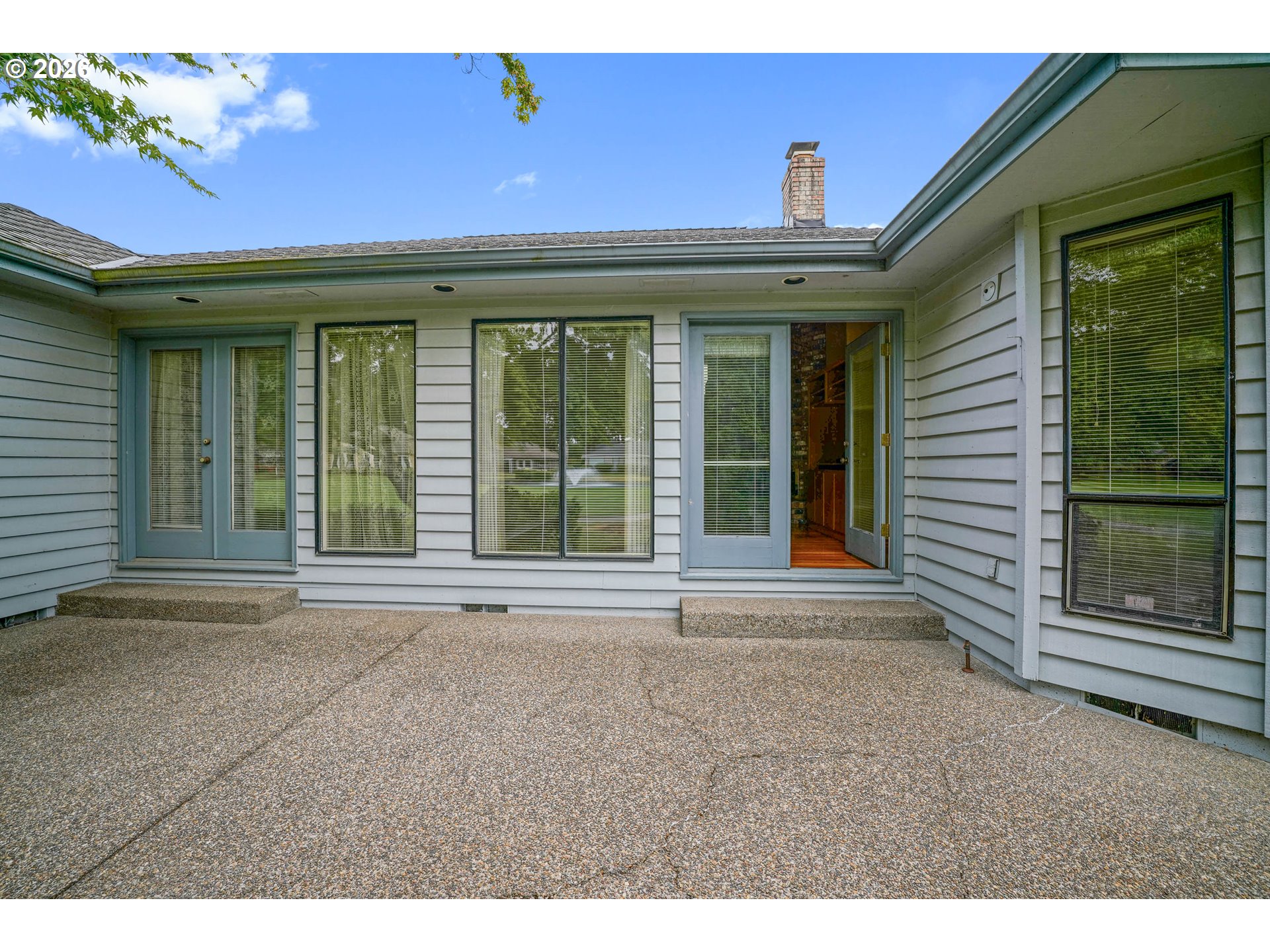 590 Snead Dr N Property Photo 38