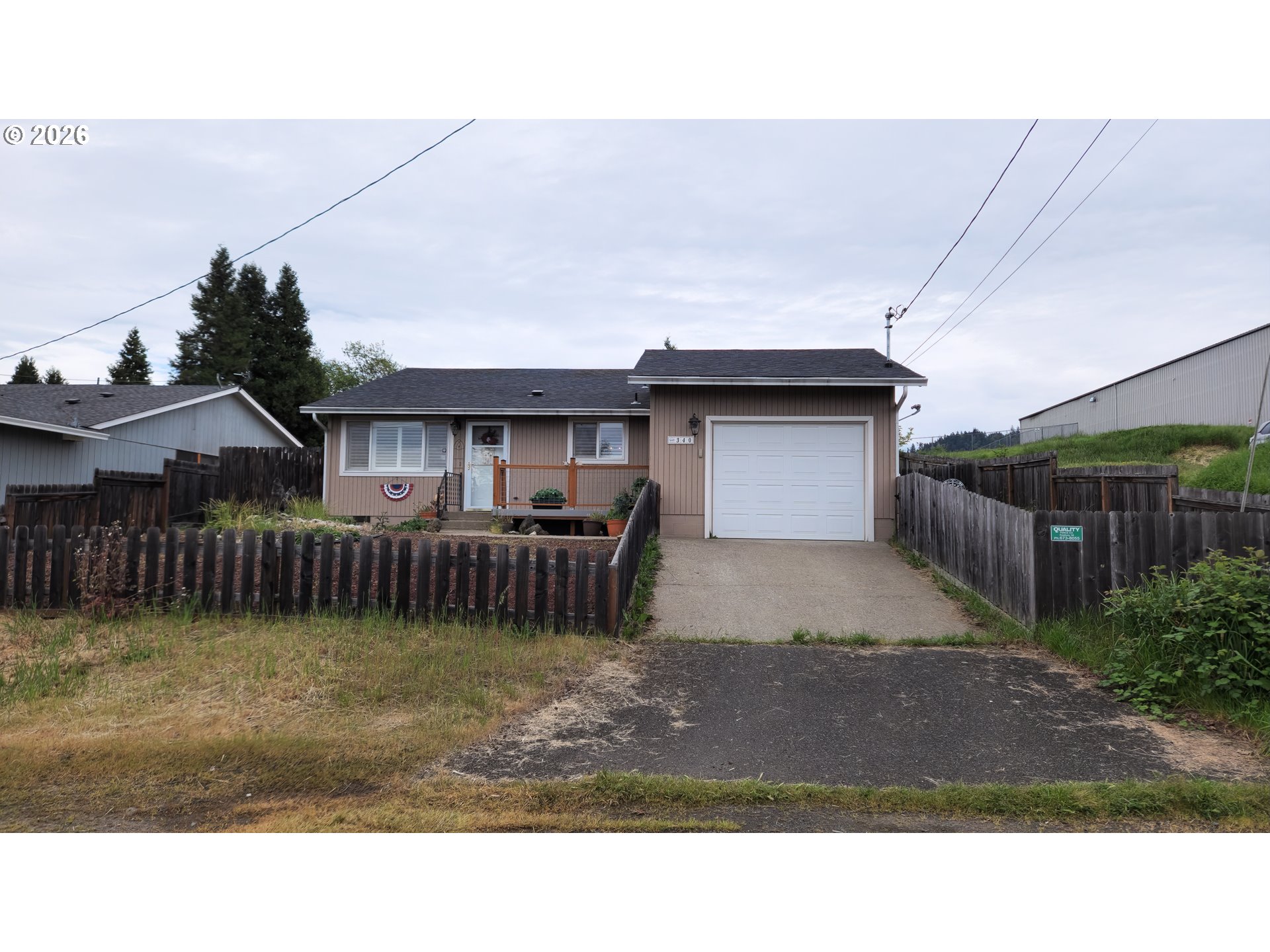 340 Se Darrell Ave Property Photo 1