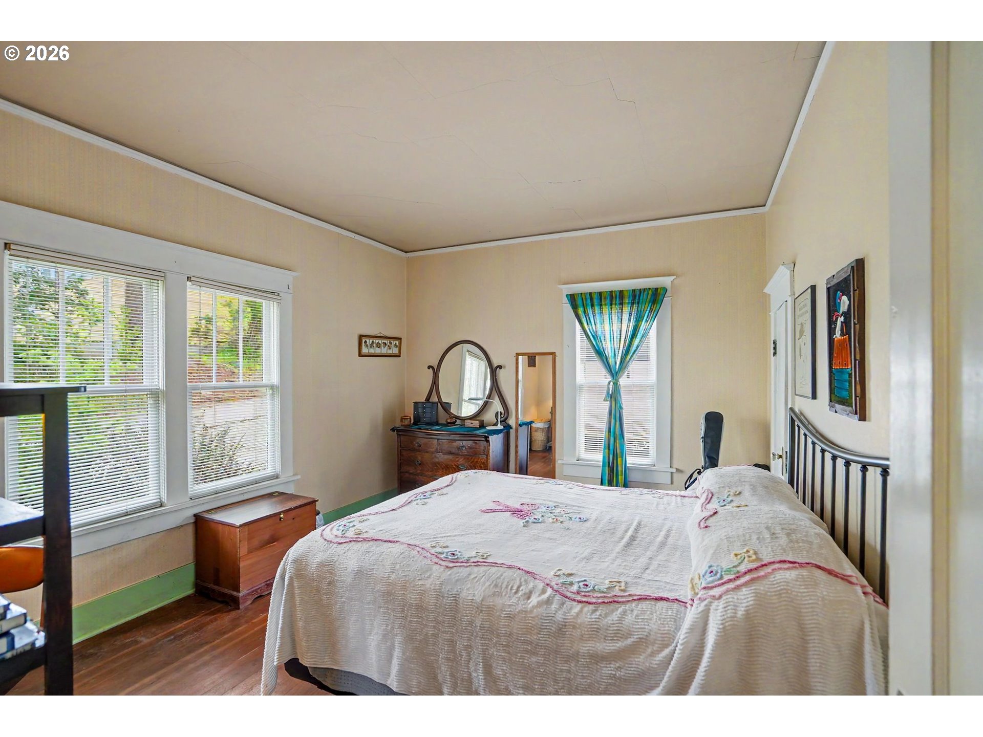 700 Oak St Property Photo 20