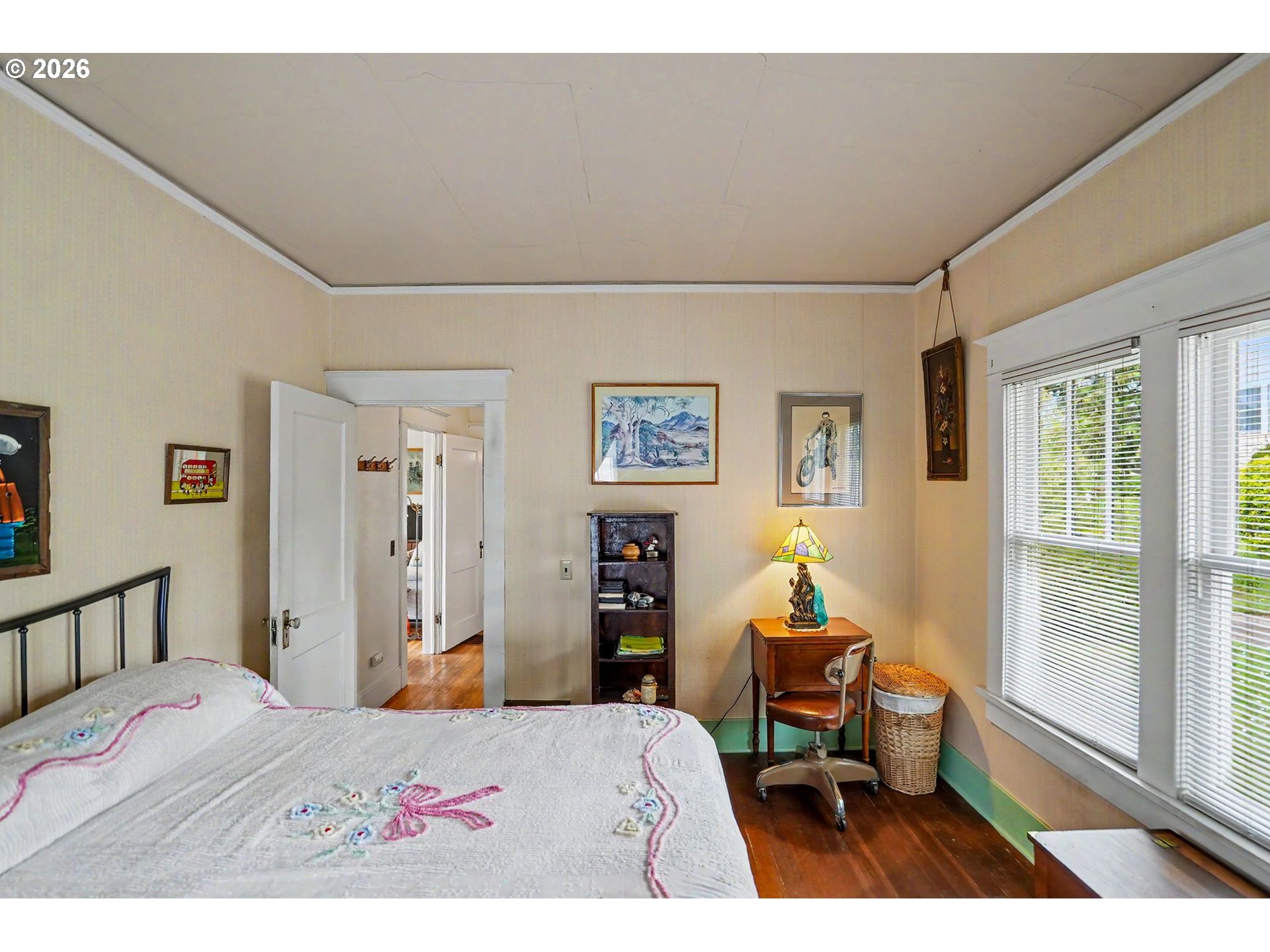 700 Oak St Property Photo 21