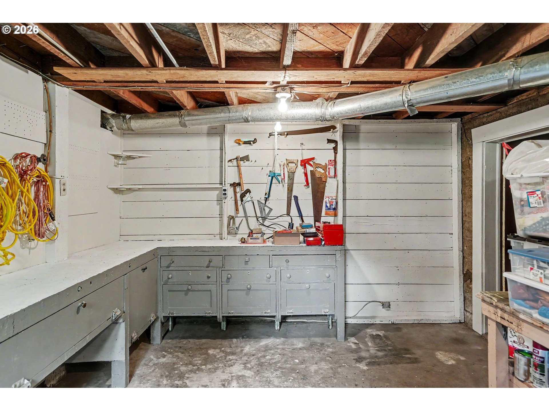 700 Oak St Property Photo 25
