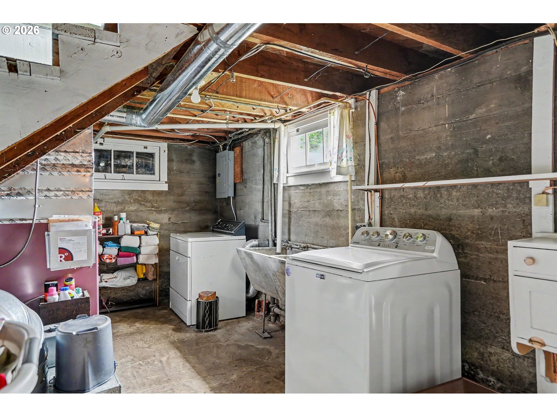 700 Oak St Property Photo 28