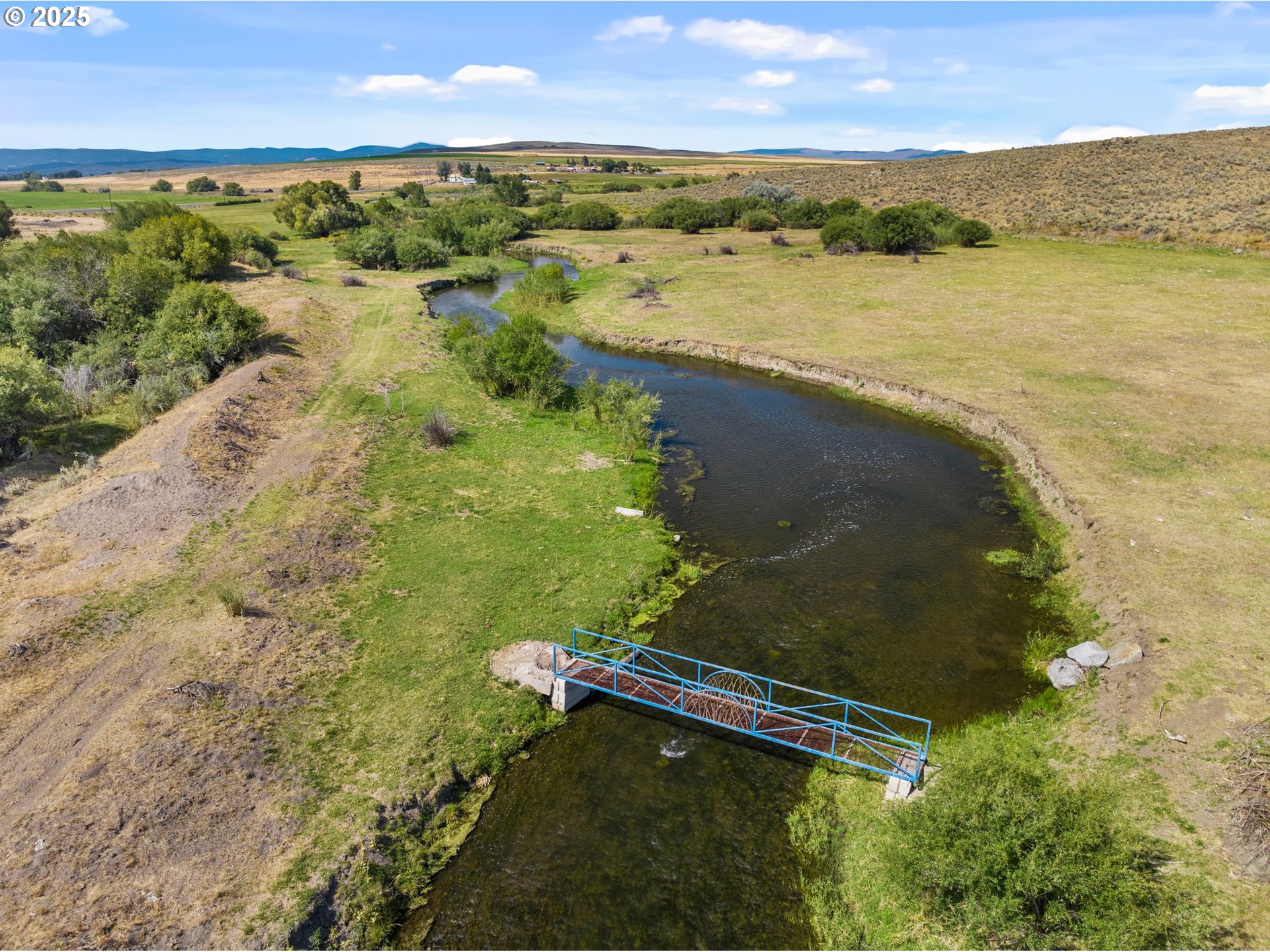 47219 Highway 30 Property Photo 8