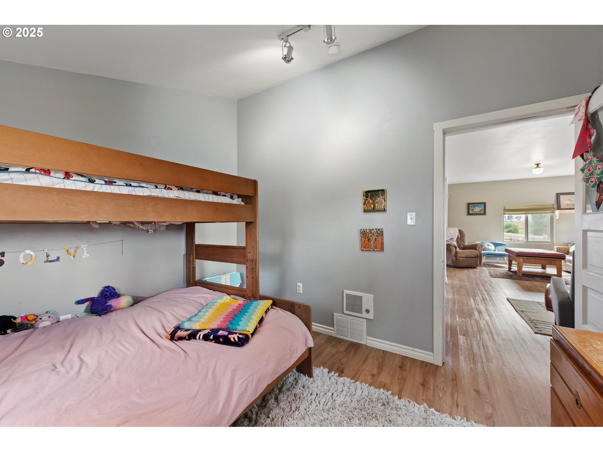 47219 Highway 30 Property Photo 28