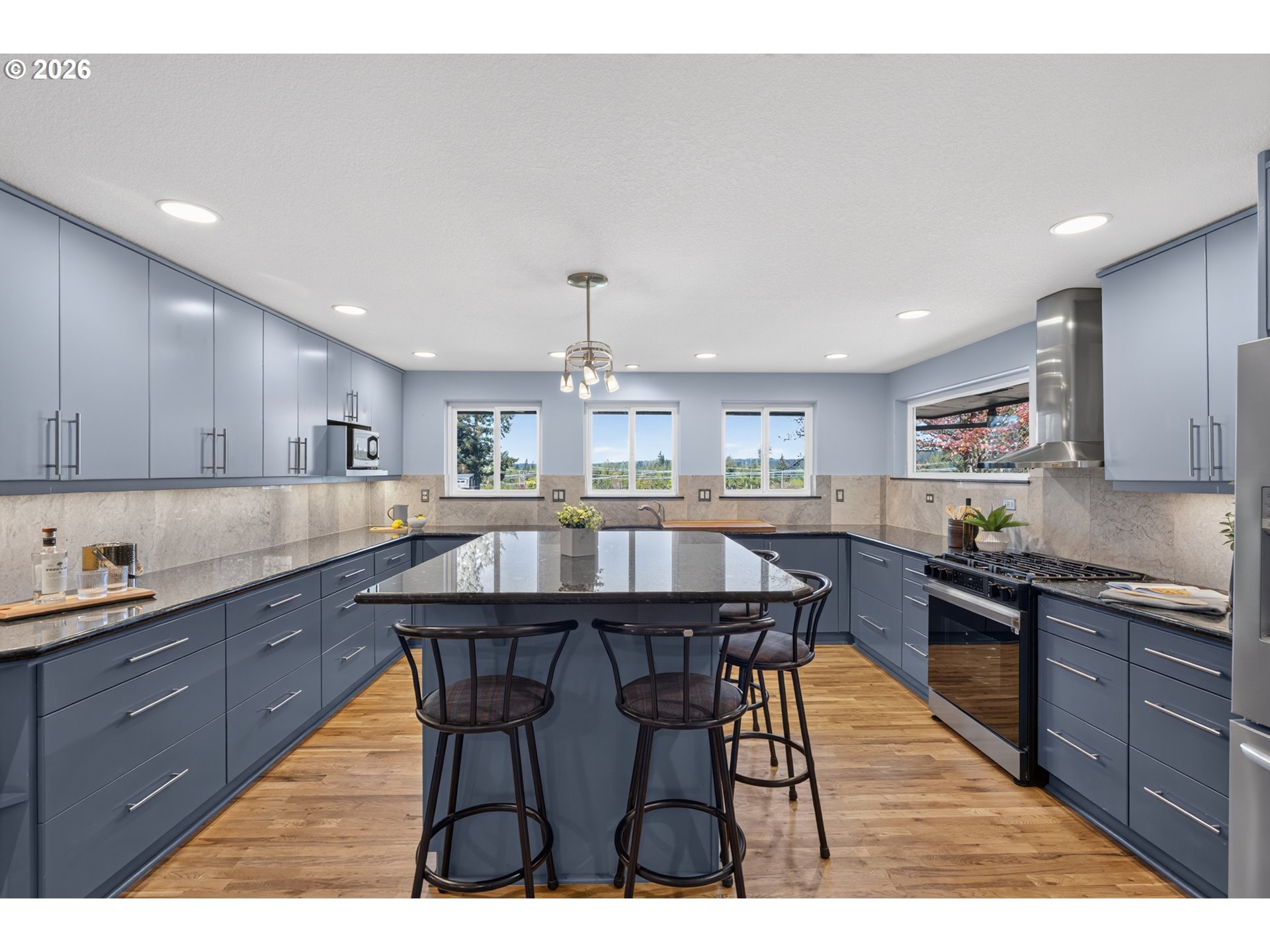 15781 Loder Rd Property Photo 2