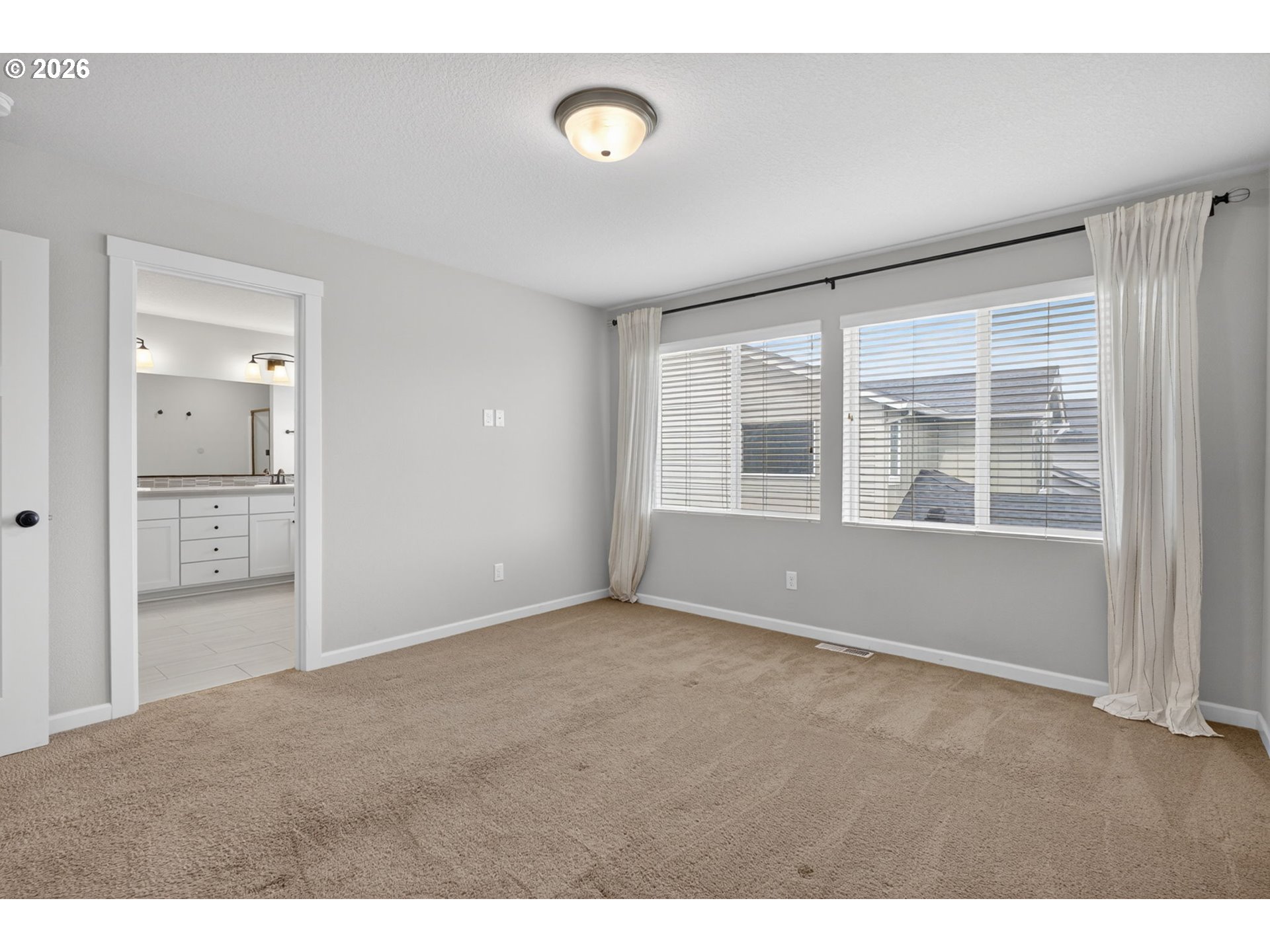 2081 Silverstone Dr Property Photo 26