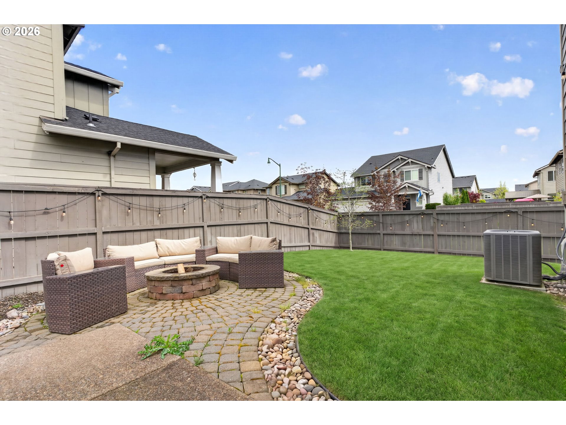 2081 Silverstone Dr Property Photo 42