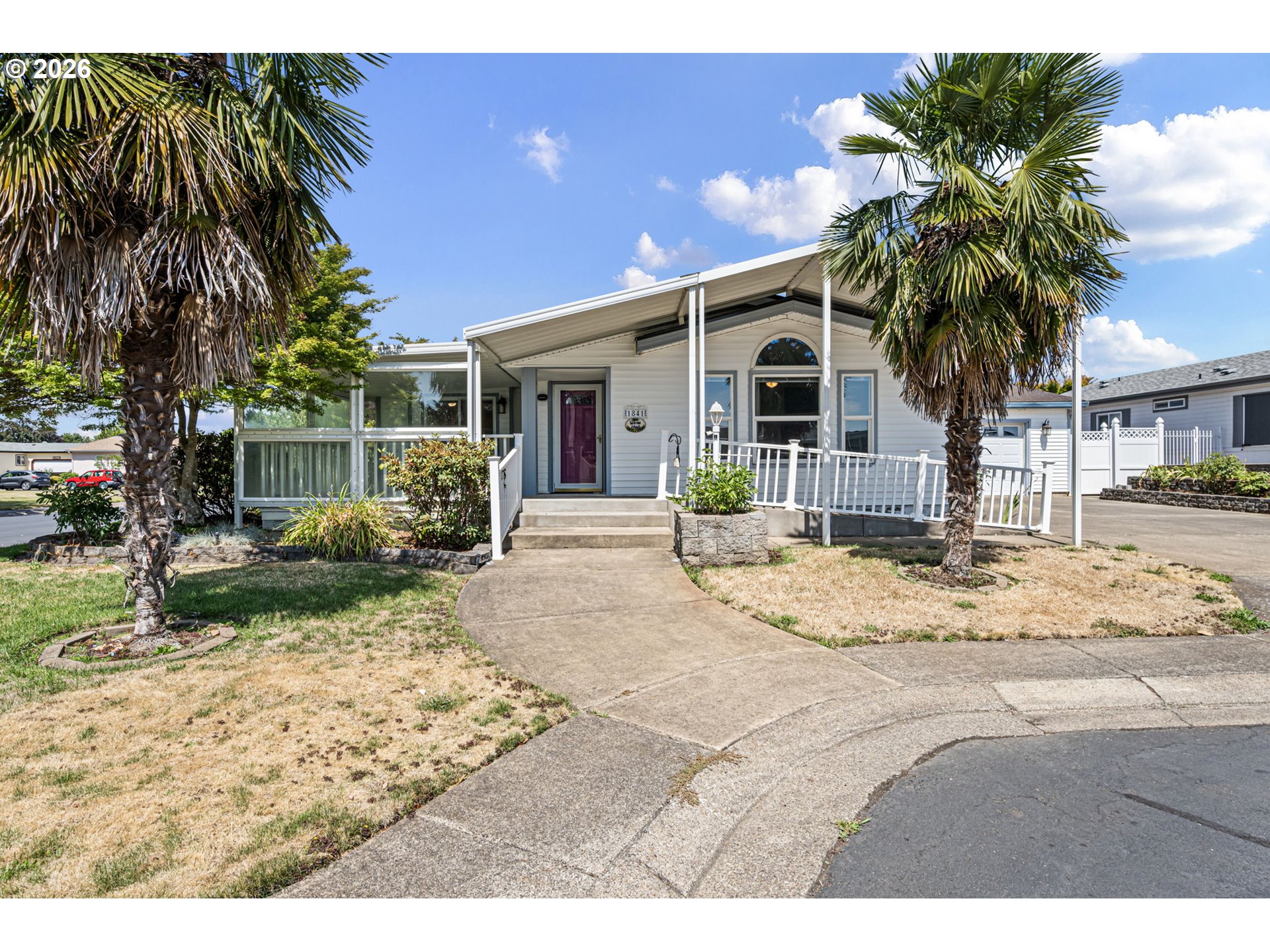 1841 Sunset Way Property Photo 2