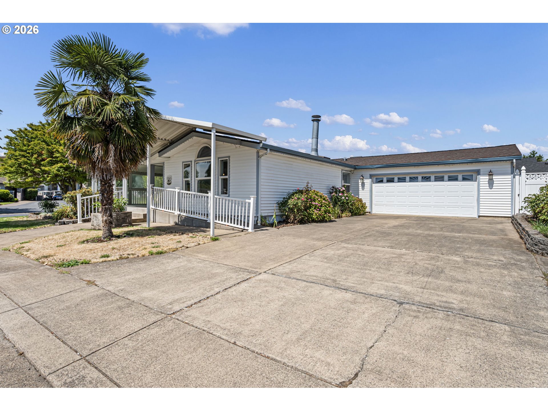 1841 Sunset Way Property Photo 3