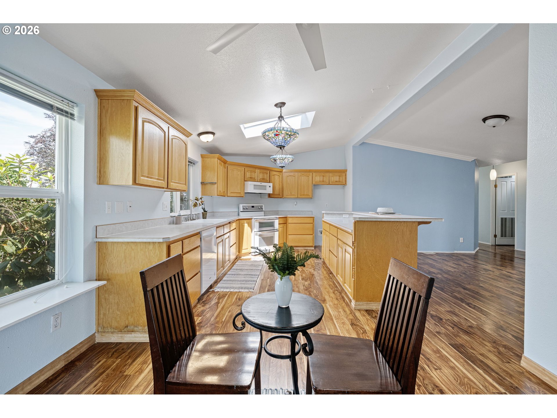 1841 Sunset Way Property Photo 12