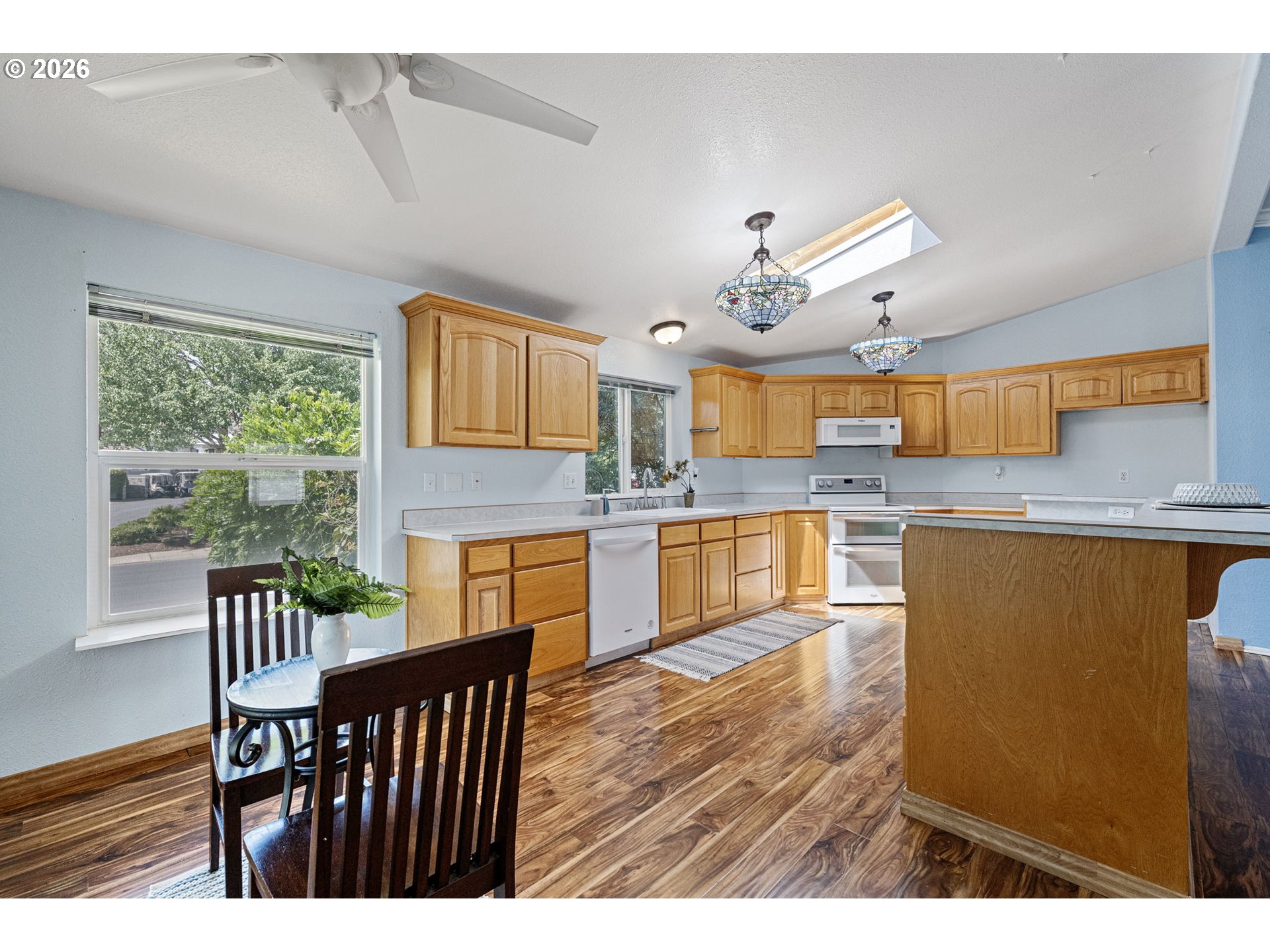 1841 Sunset Way Property Photo 14