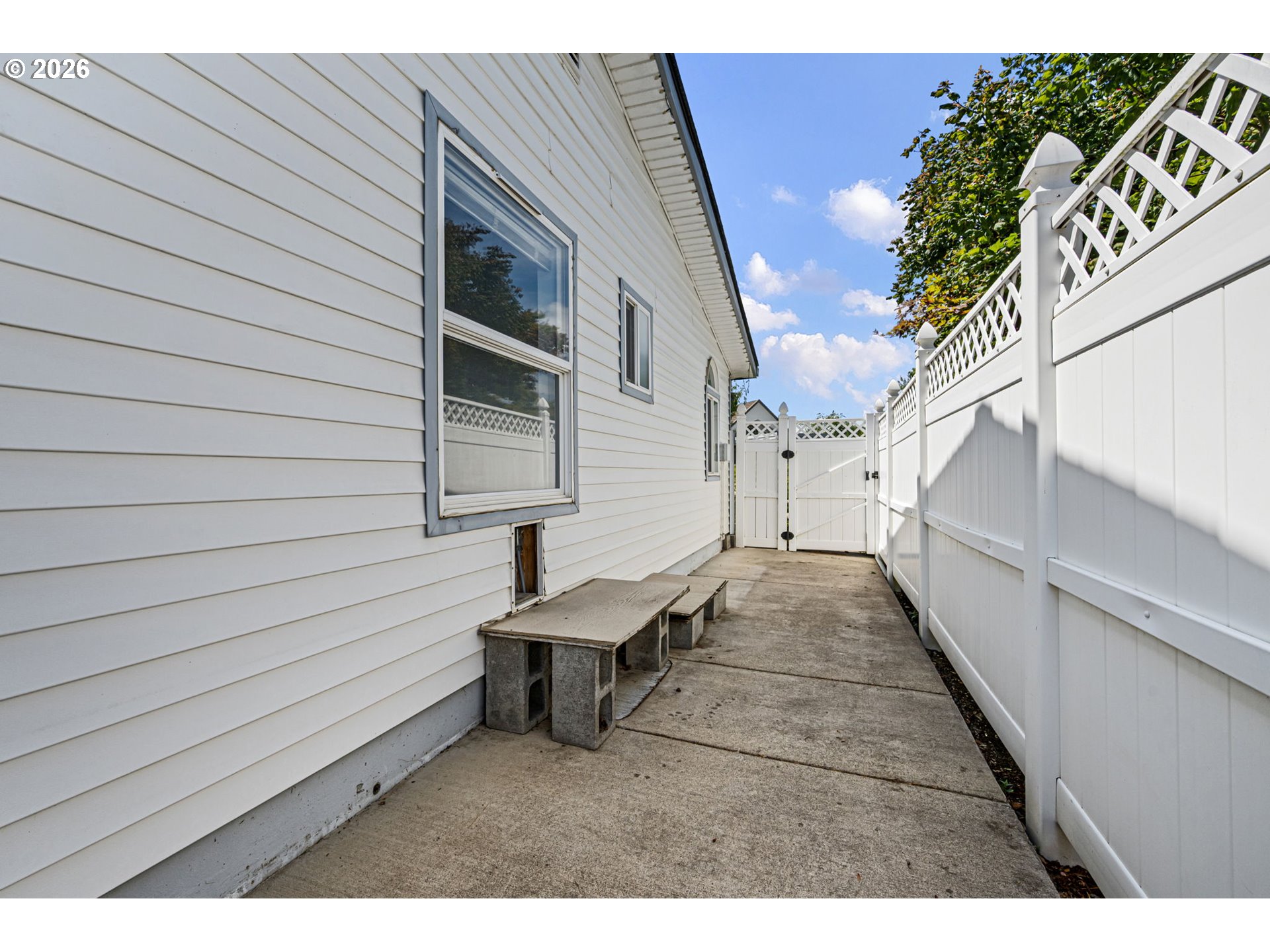 1841 Sunset Way Property Photo 37