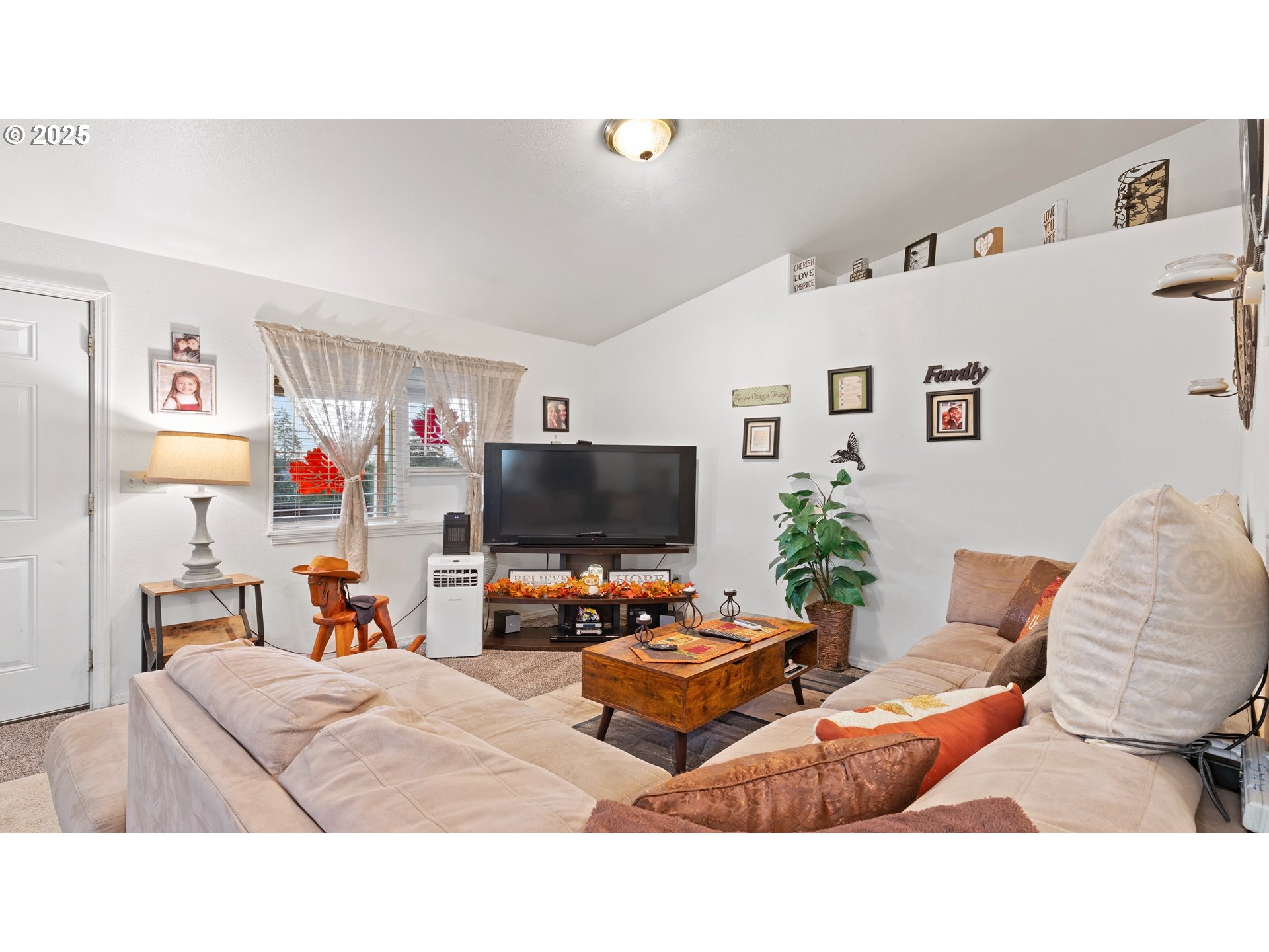 1905 17th St Property Photo 12