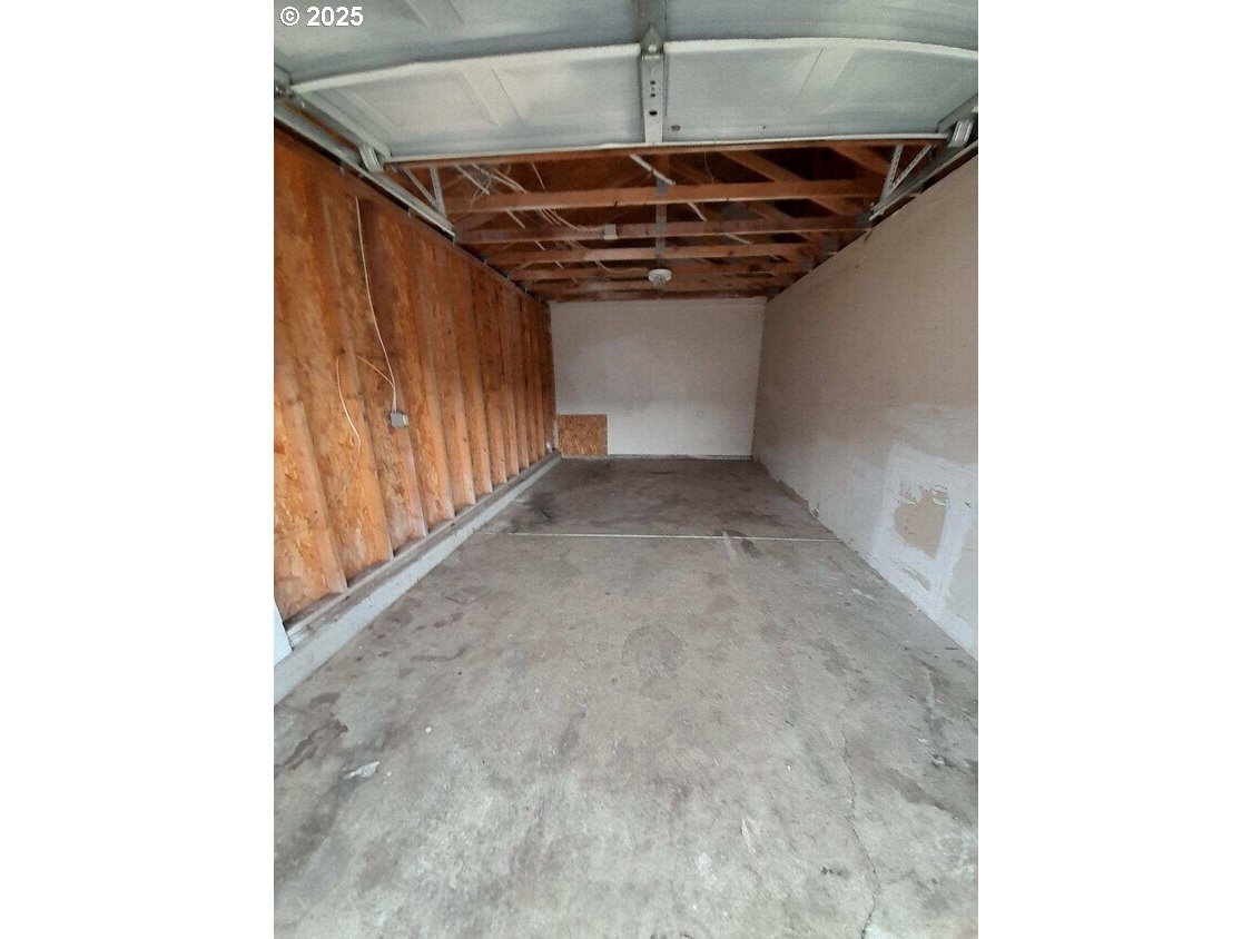 1905 17th St Property Photo 24
