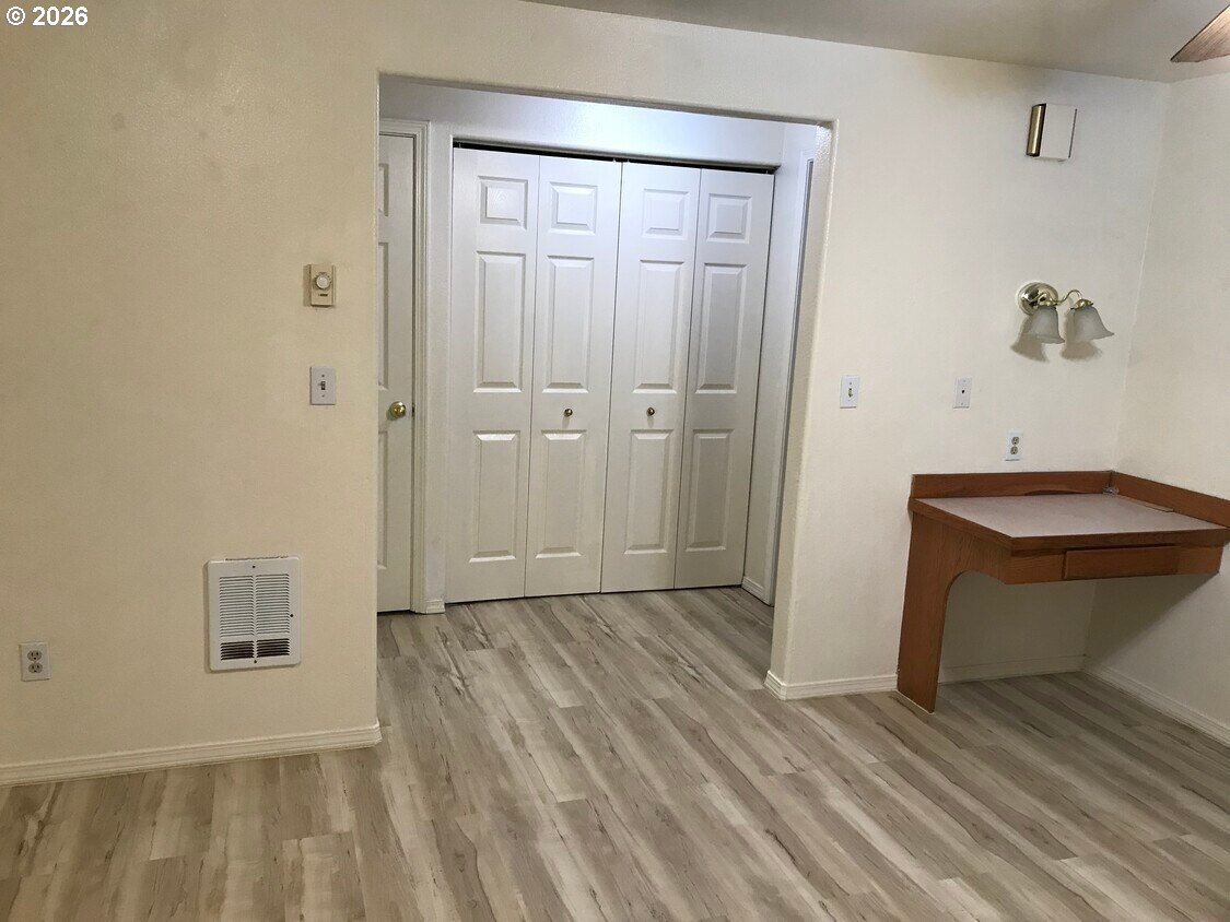 1905 17th St Property Photo 37