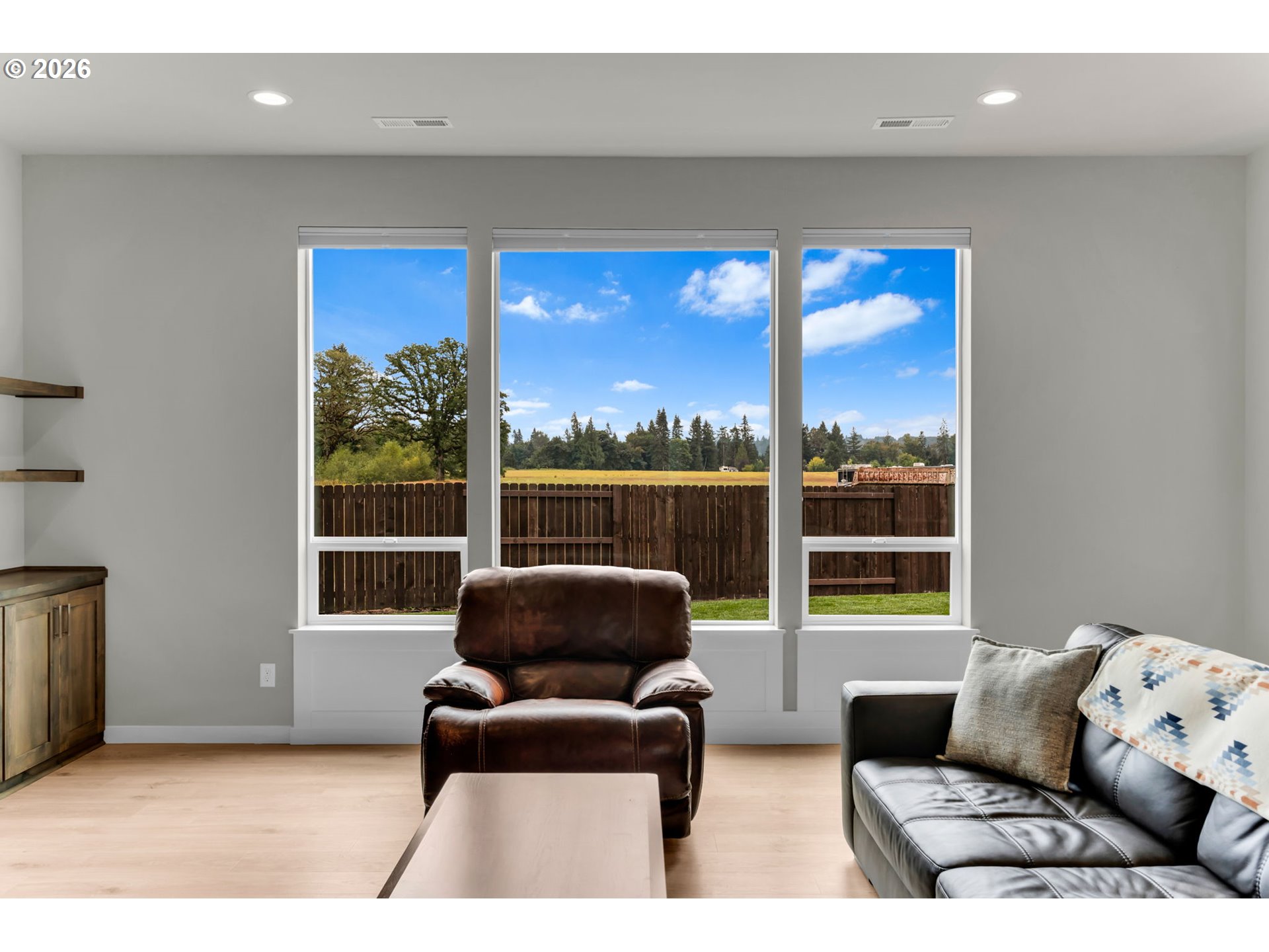2401 E Foxtrot St Property Photo 15