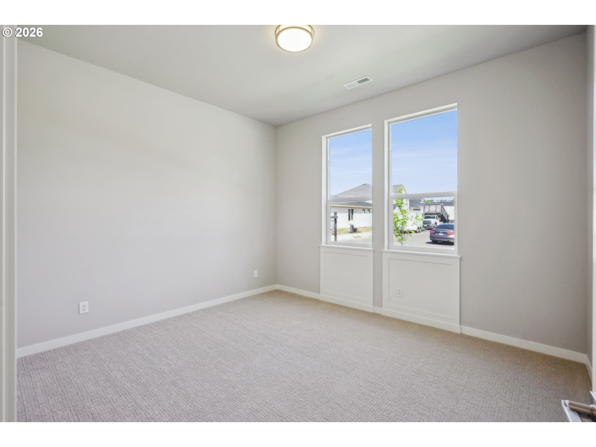 2401 E Foxtrot St Property Photo 27