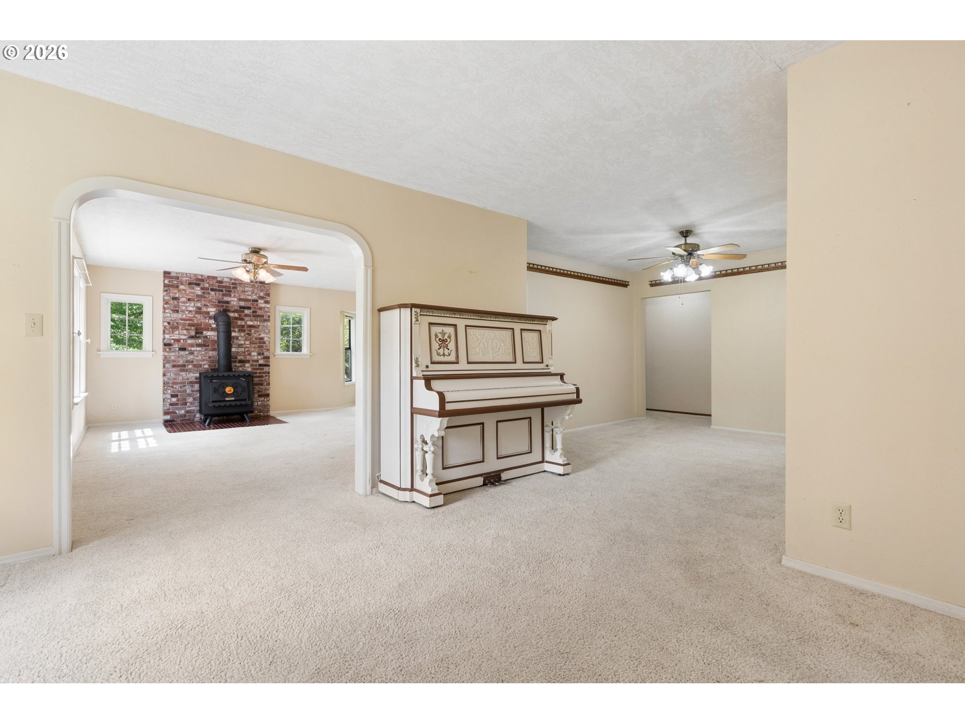 101 7th St Property Photo 10