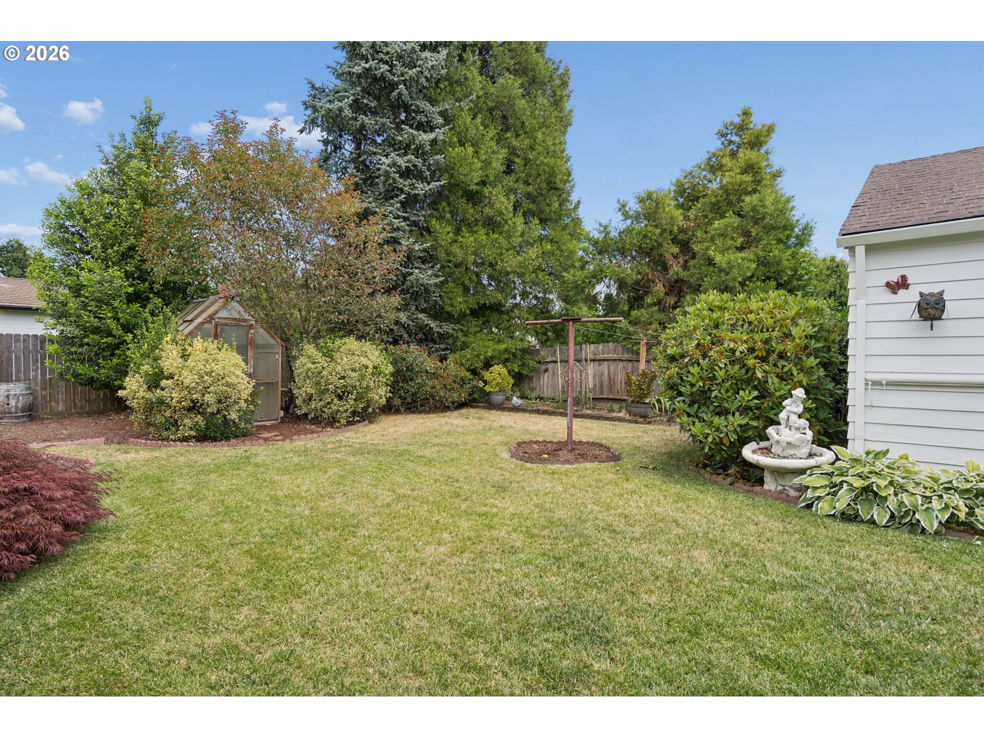 101 7th St Property Photo 34