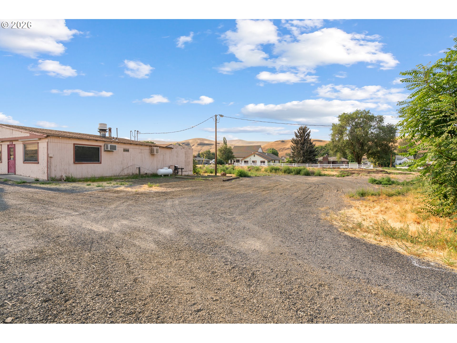 350 Highway 74 Property Photo 6