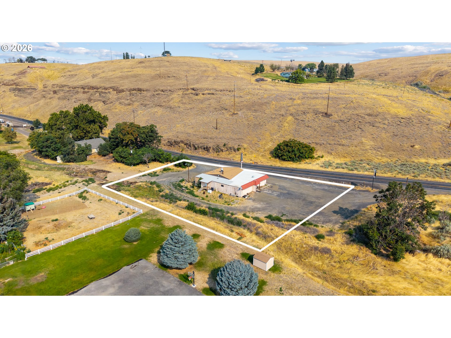 350 Highway 74 Property Photo 38