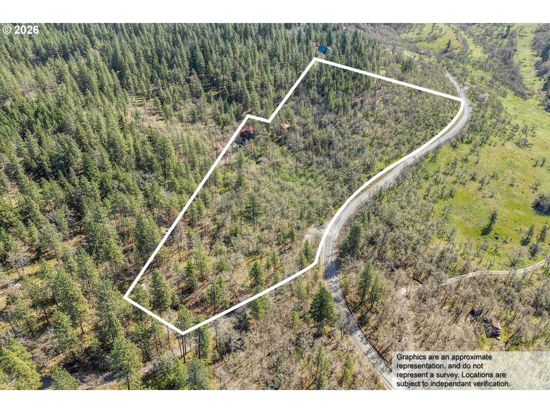 2215 Pine Oak Rd Property Photo 2