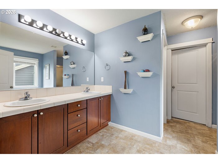 2529 N Roger Smith Dr Property Photo 28