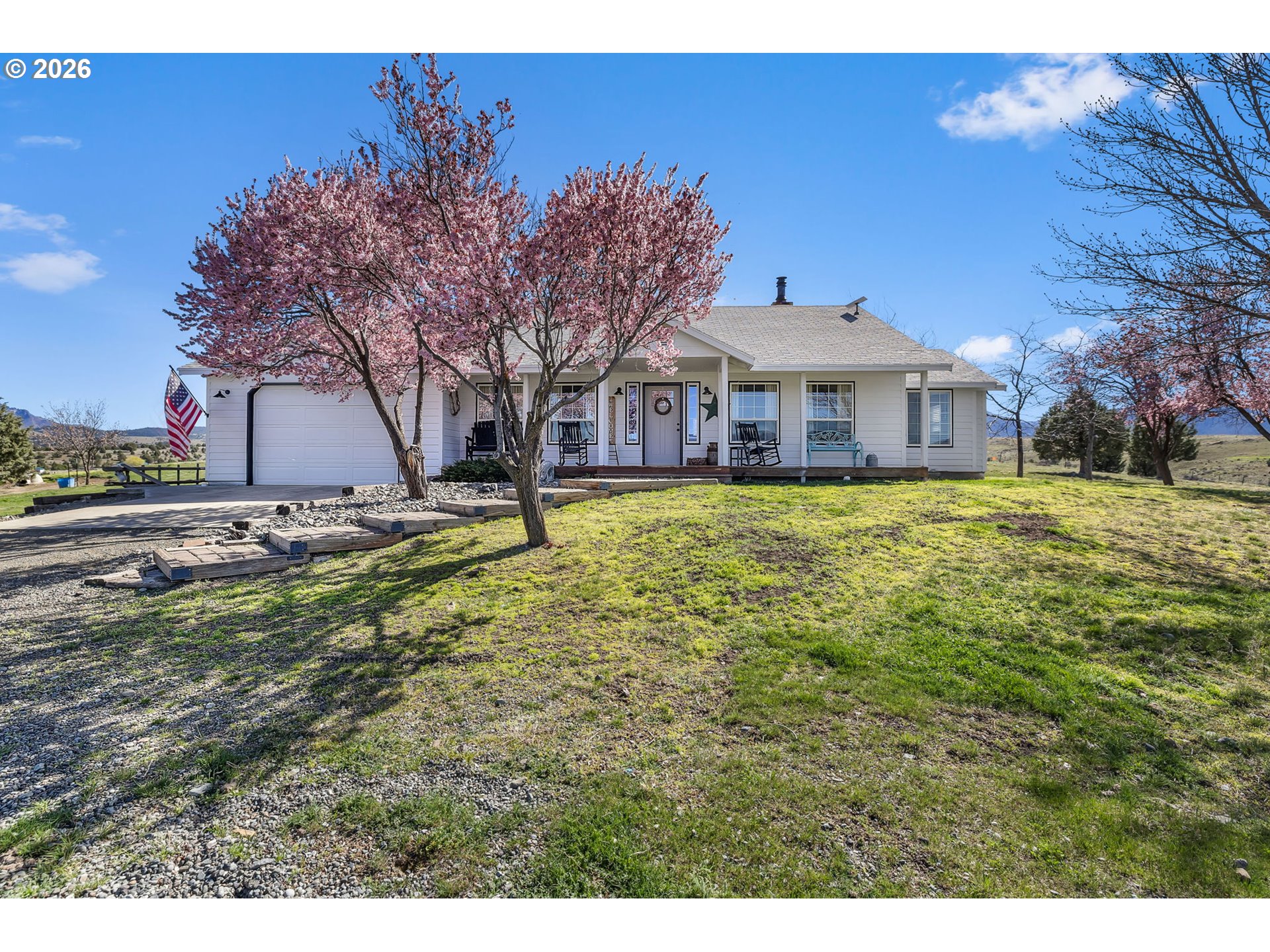 58048 ANTELOPE LN Property Photo 1