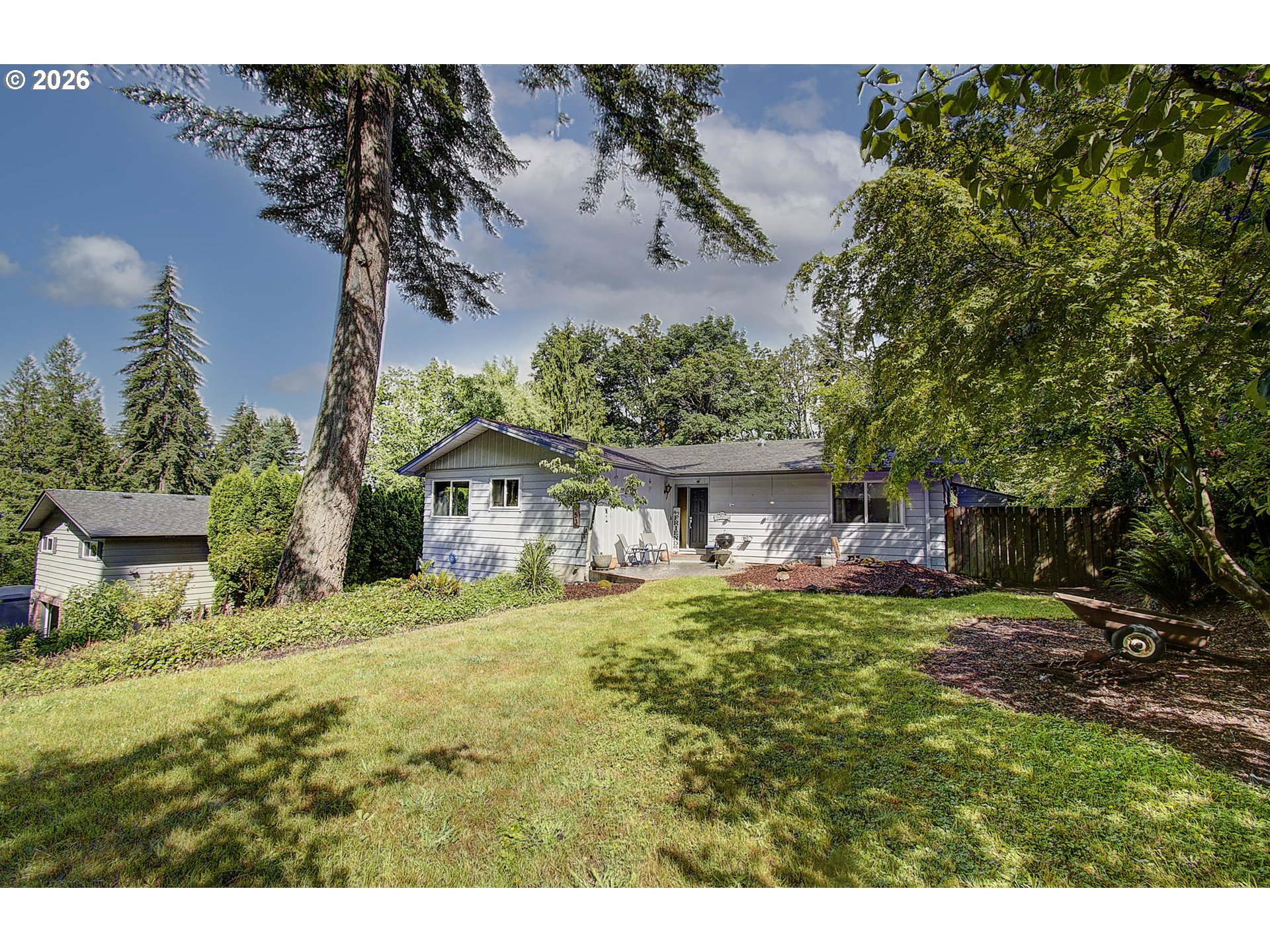 153 Monticello Dr Property Photo 3