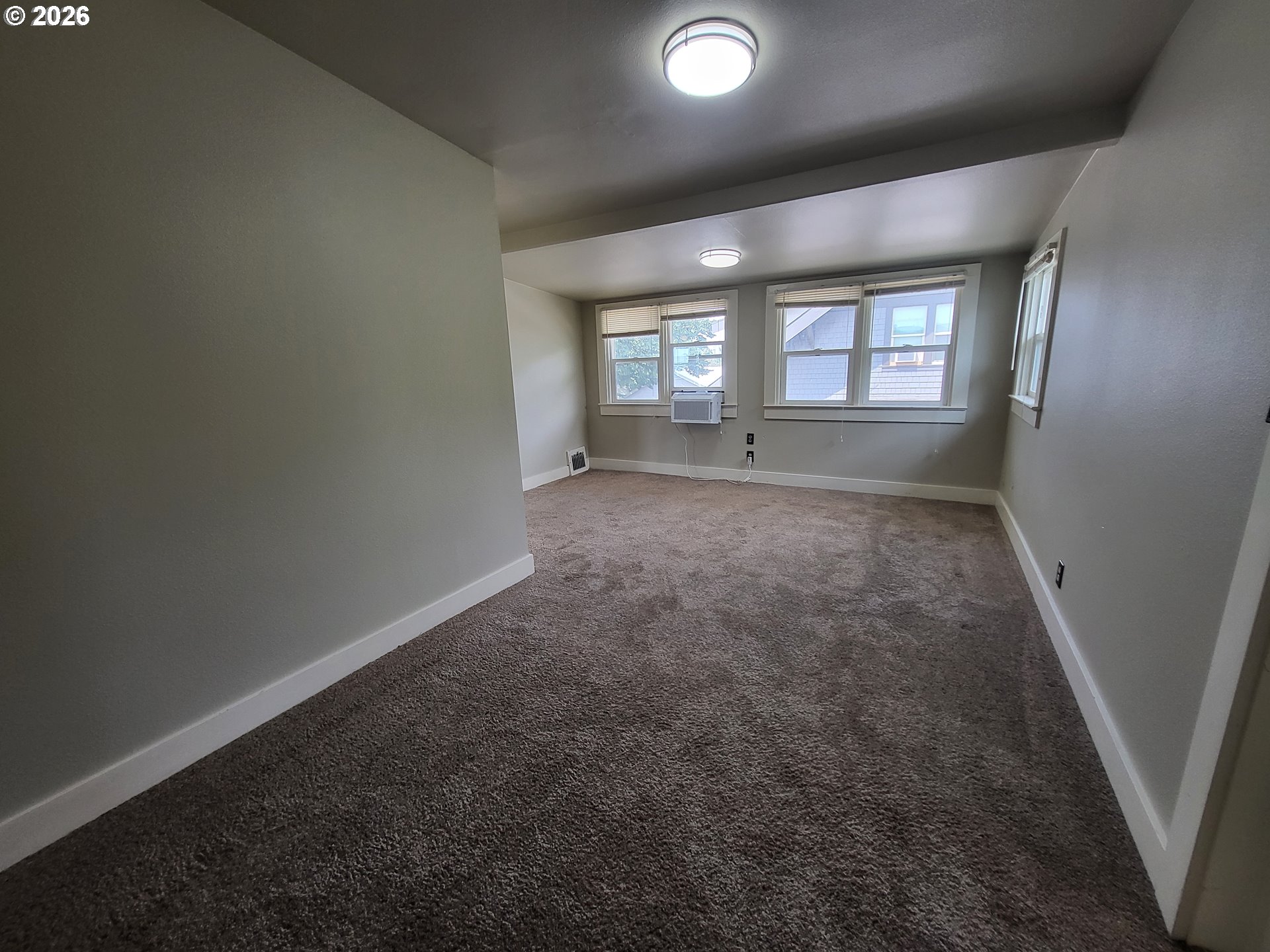 303 N Main Property Photo 28