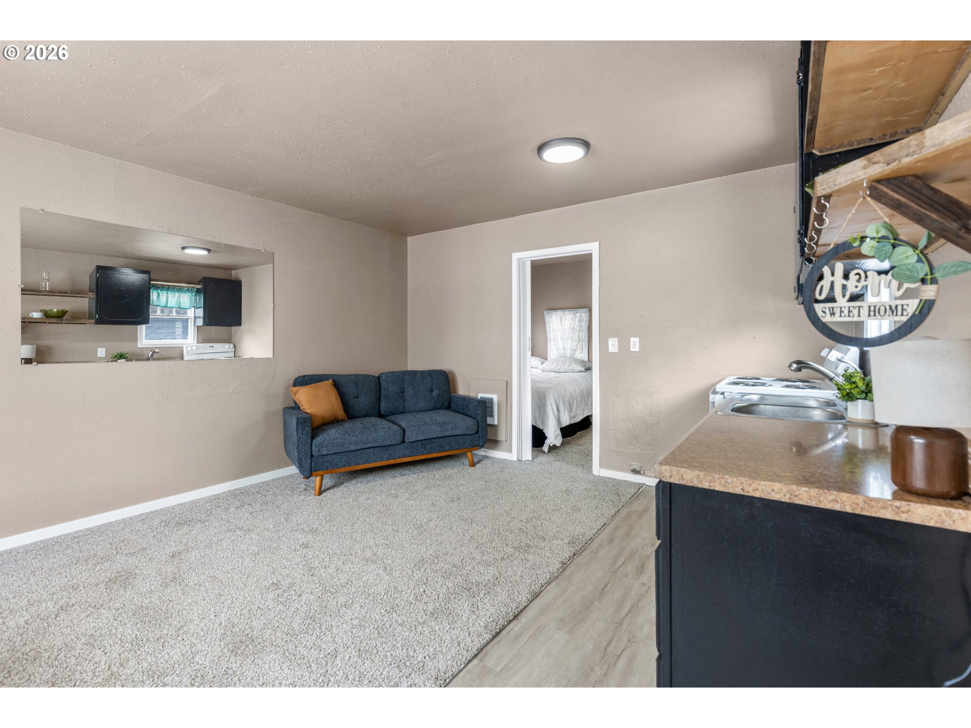 43683 Main St Property Photo 5