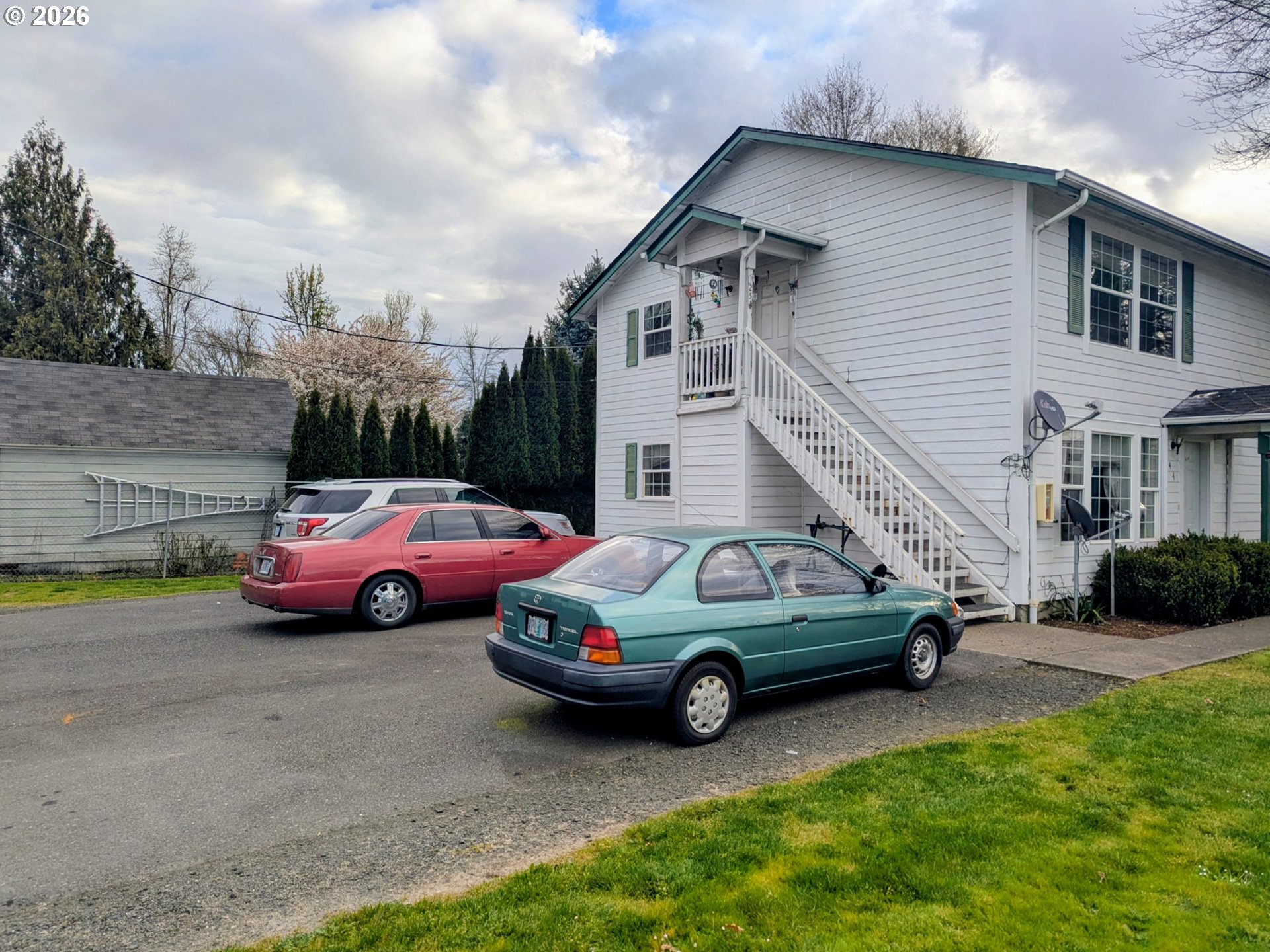 224 C St Property Photo 4