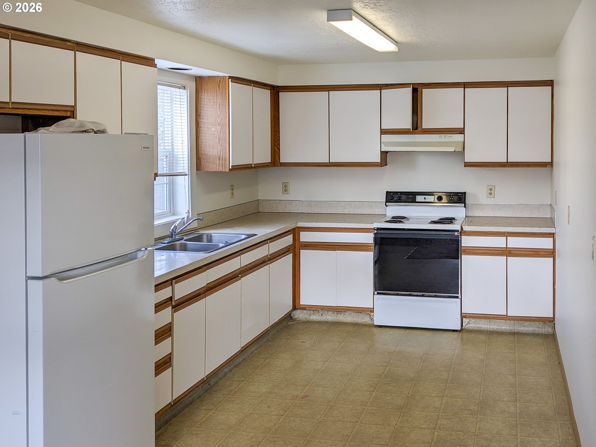 224 C St Property Photo 8