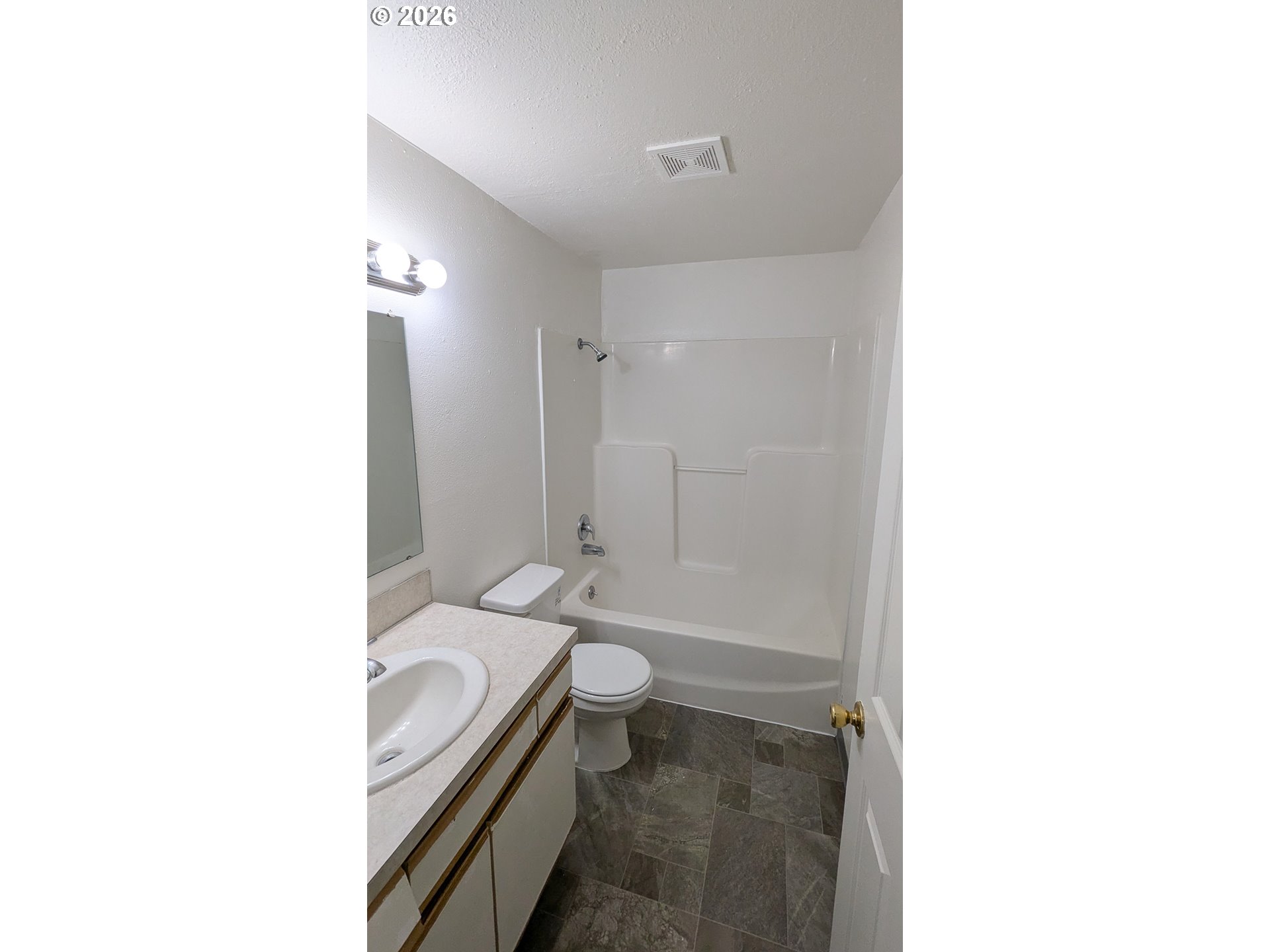 224 C St Property Photo 30