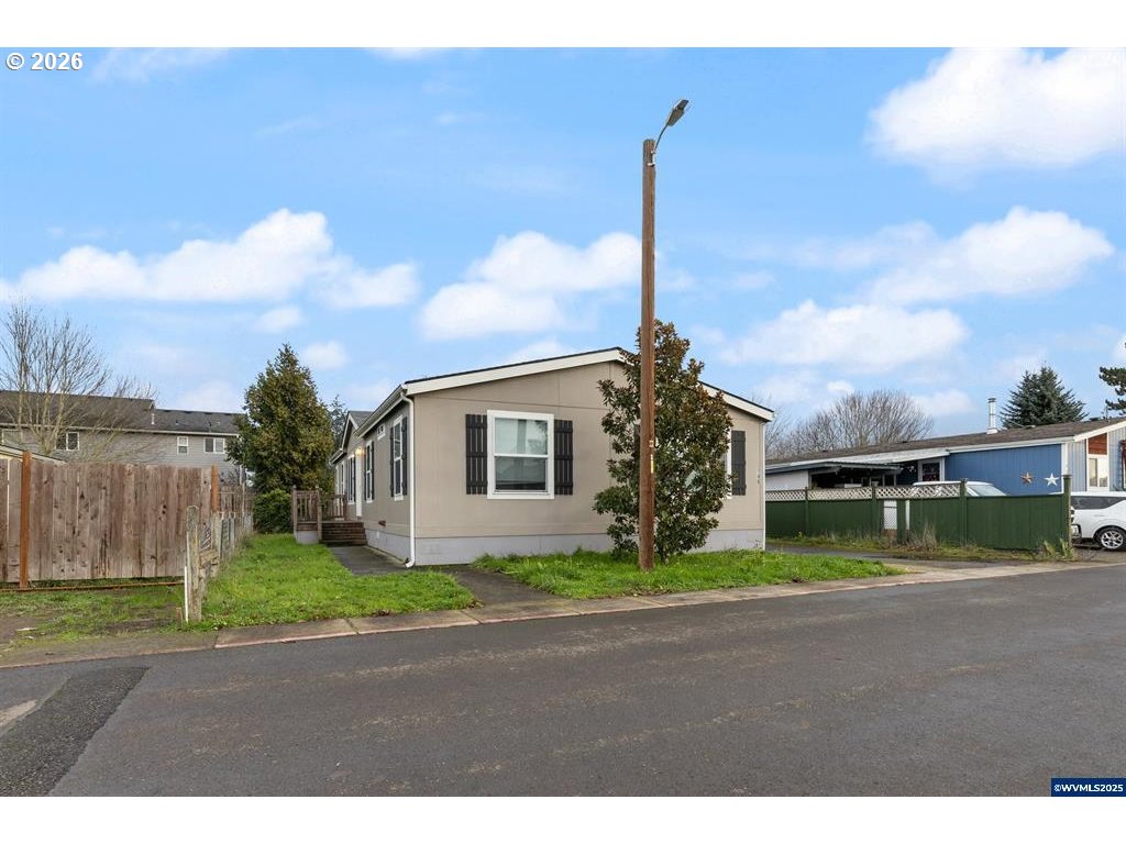 151 Edwards Rd Property Photo 2