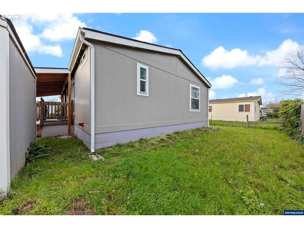 151 Edwards Rd Property Photo 25