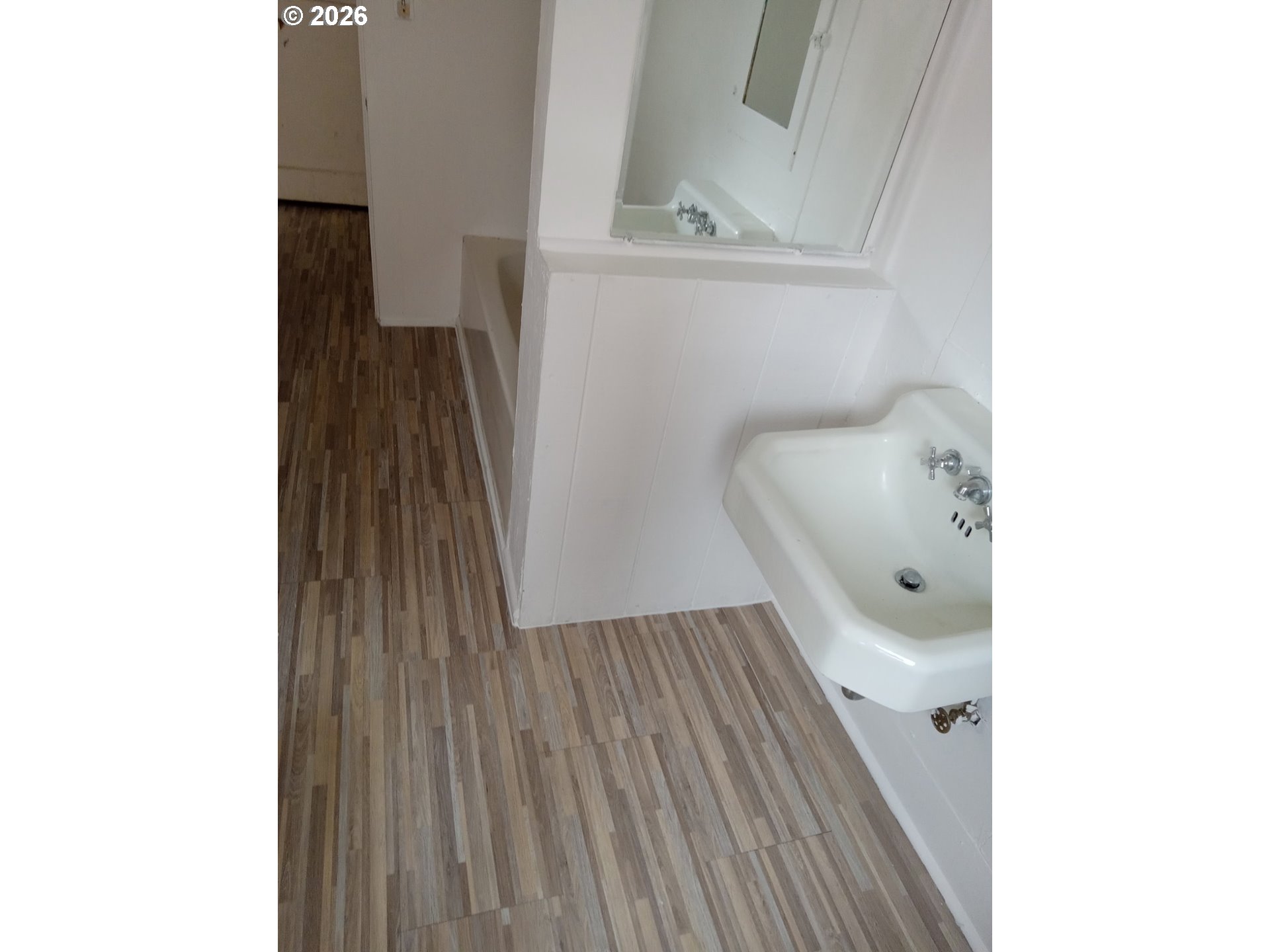 213 Cedar St Property Photo 25