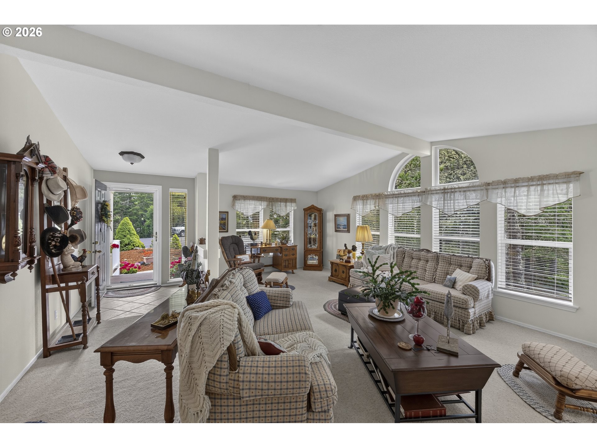 621 Glenbrook Cir Property Photo 8
