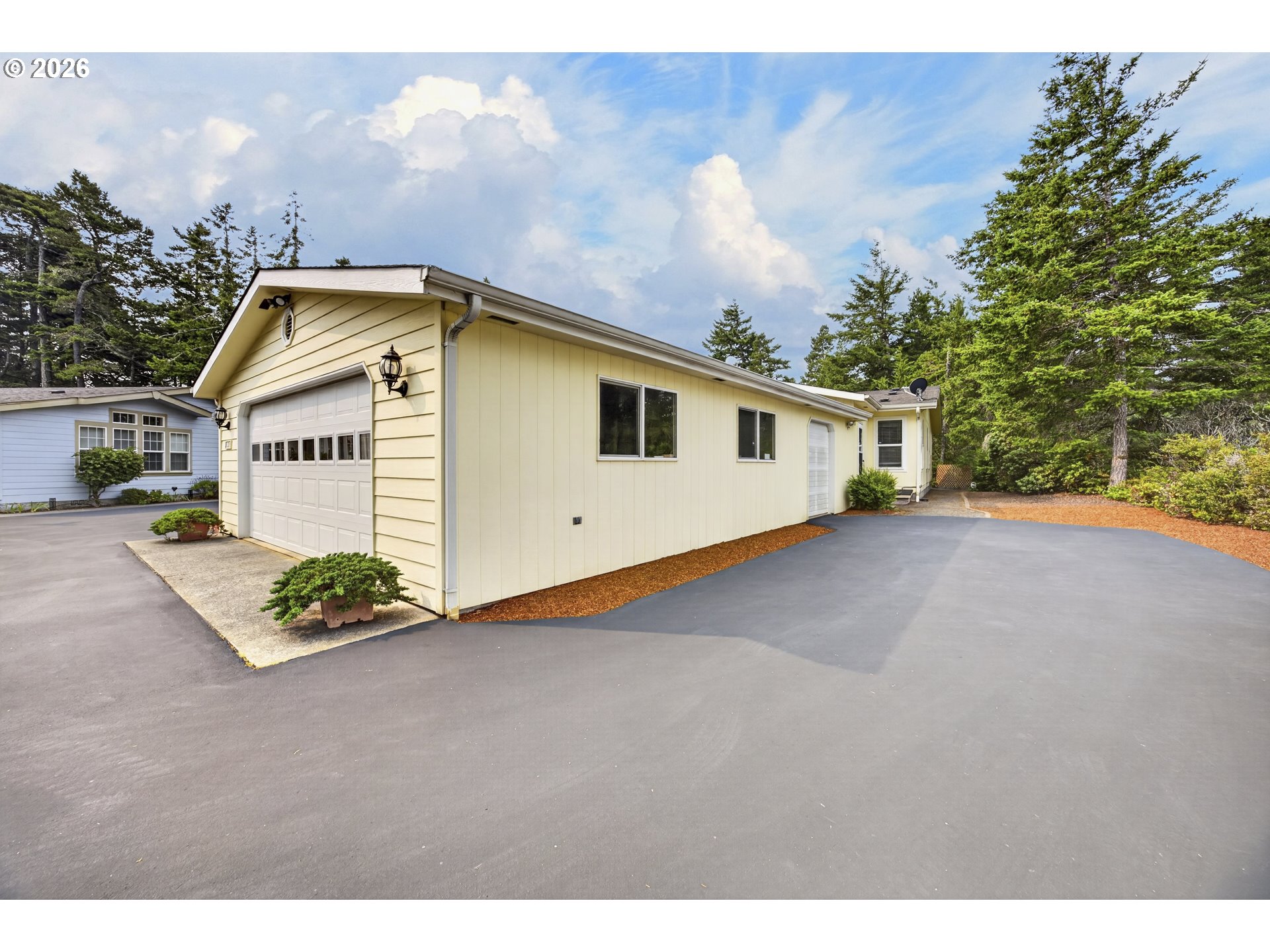 621 Glenbrook Cir Property Photo 39
