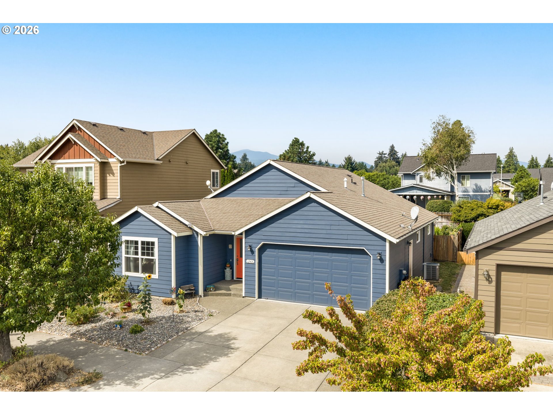 1742 22nd St Property Photo 1