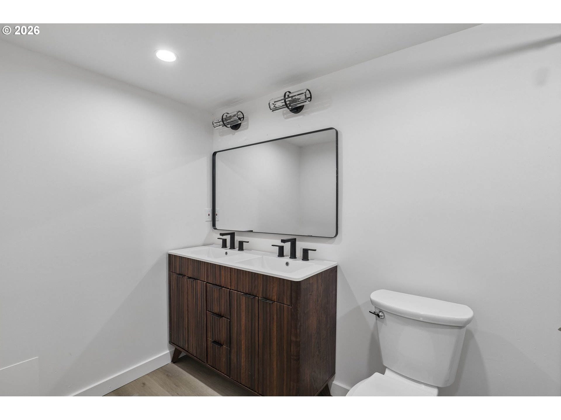 2212 Se Tamarack Ave Property Photo 22