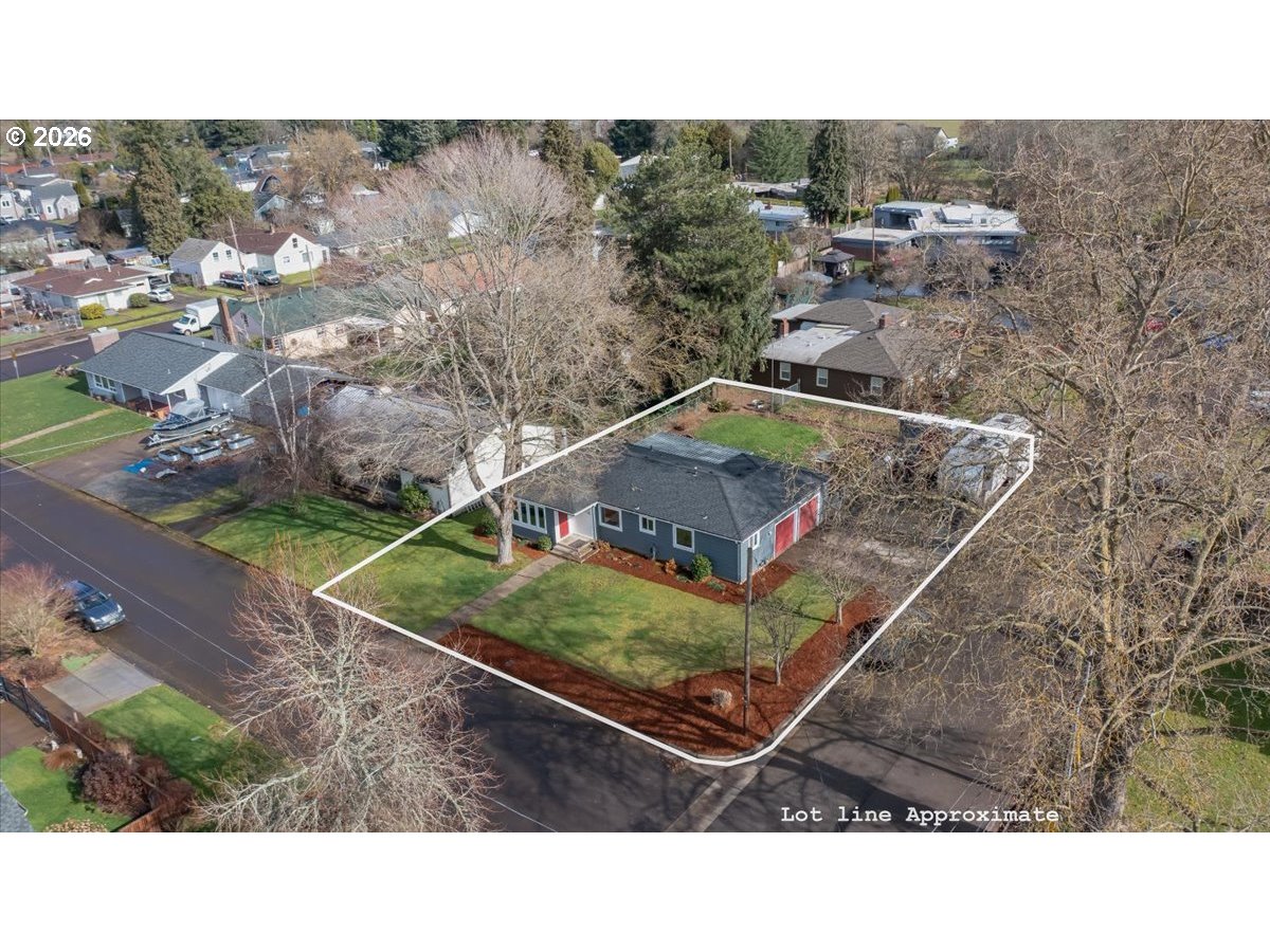 491 Cleveland St Property Photo 2