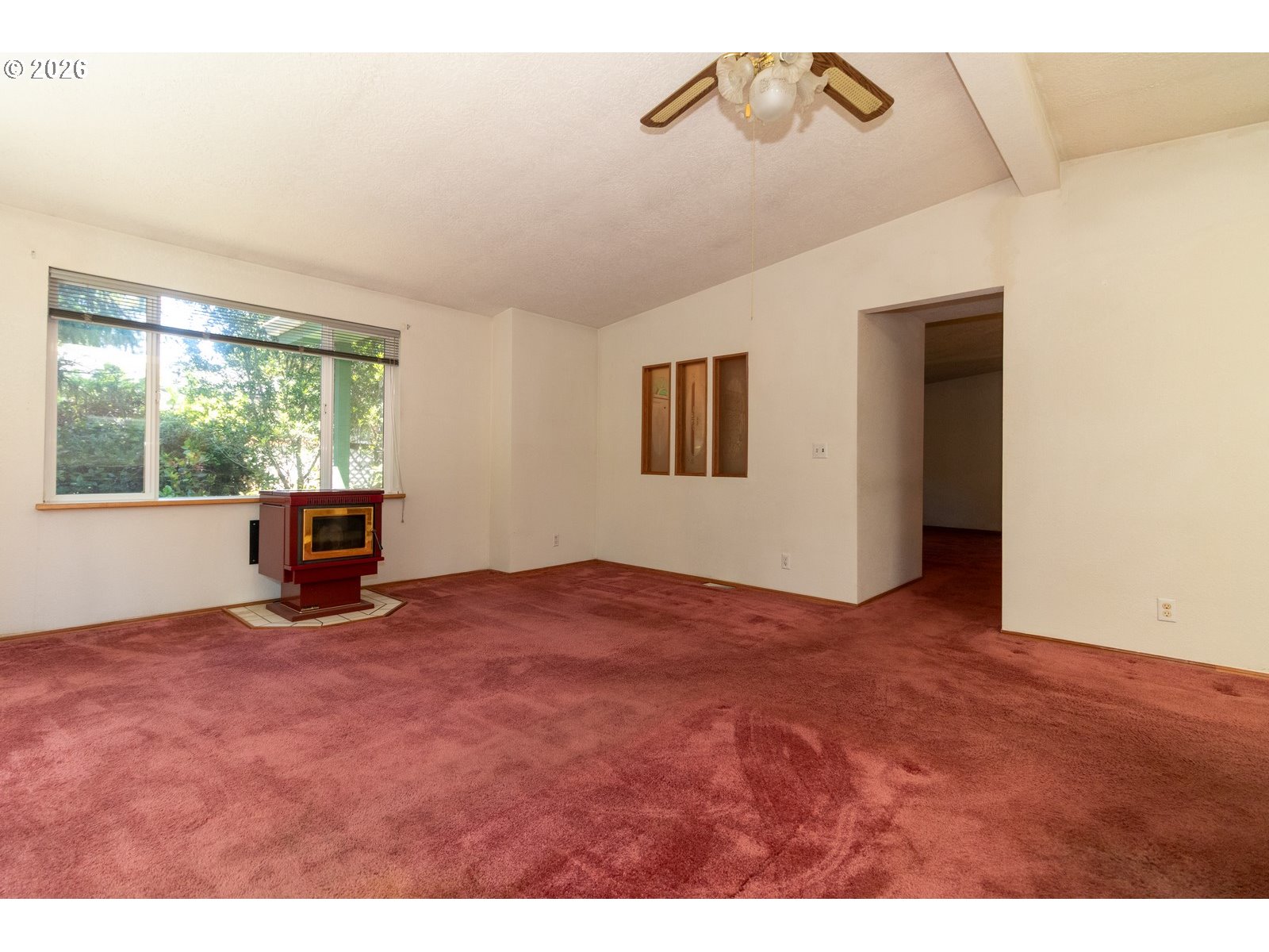 240 Munsel Creek Loop Property Photo 11