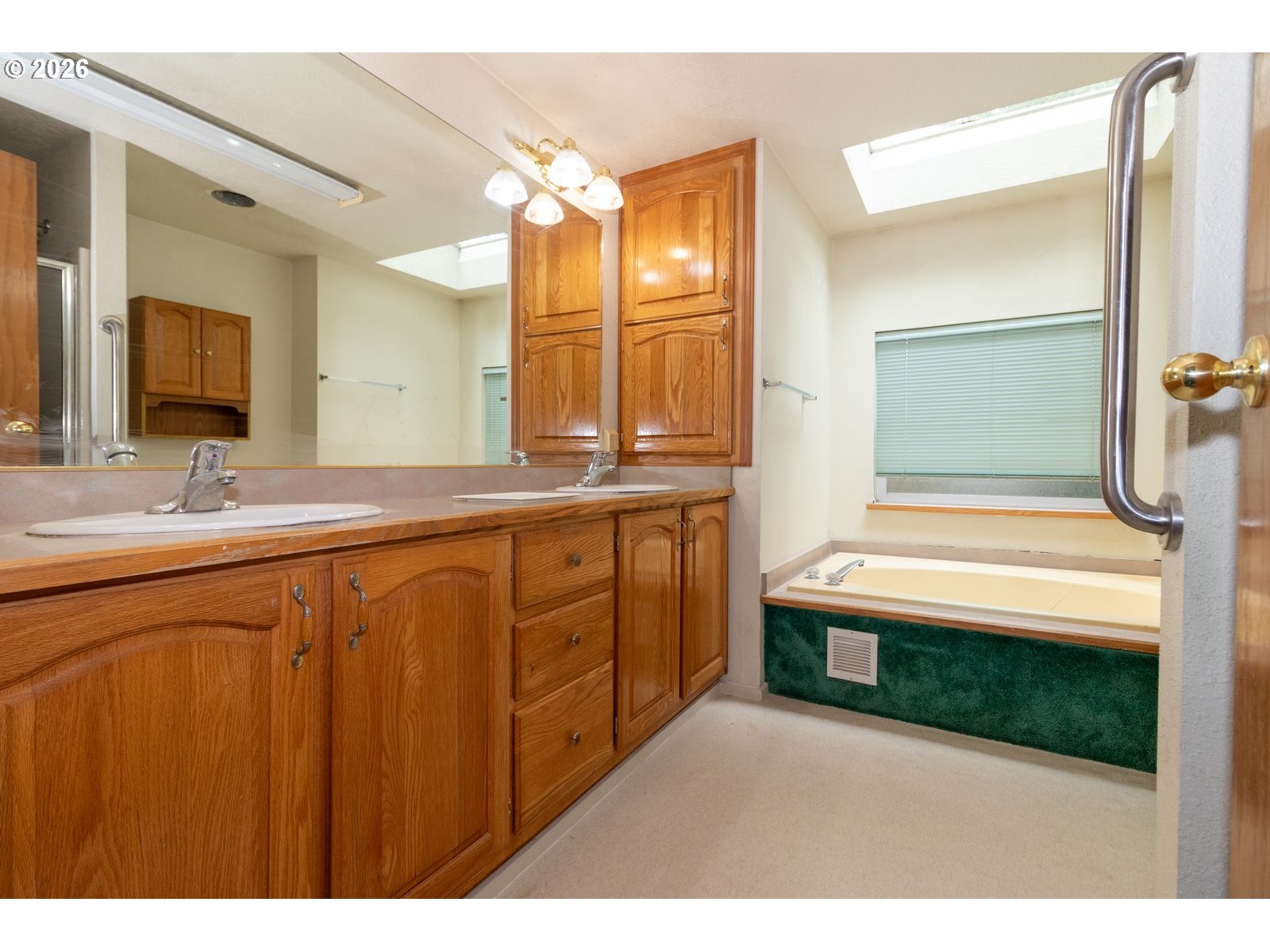 240 Munsel Creek Loop Property Photo 27