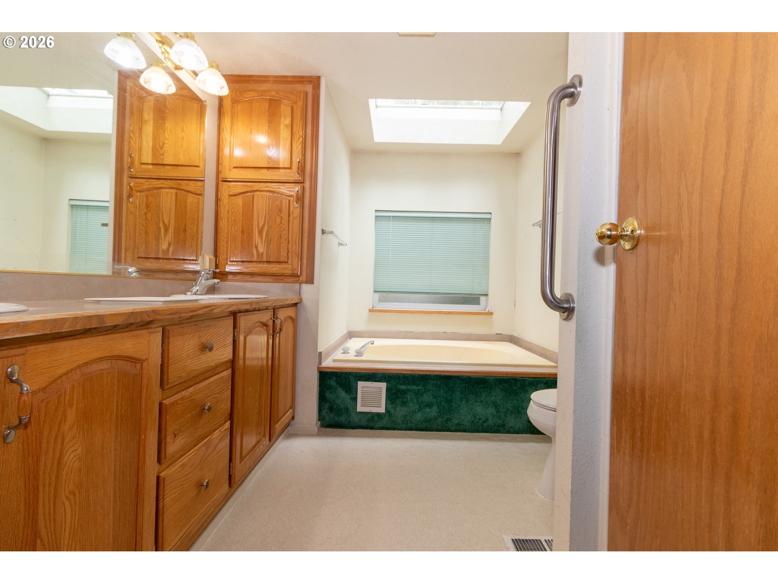 240 Munsel Creek Loop Property Photo 28