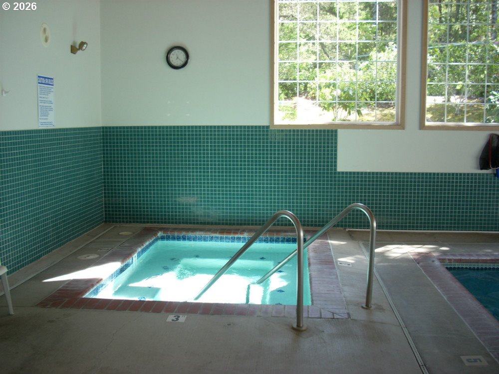 240 Munsel Creek Loop Property Photo 45