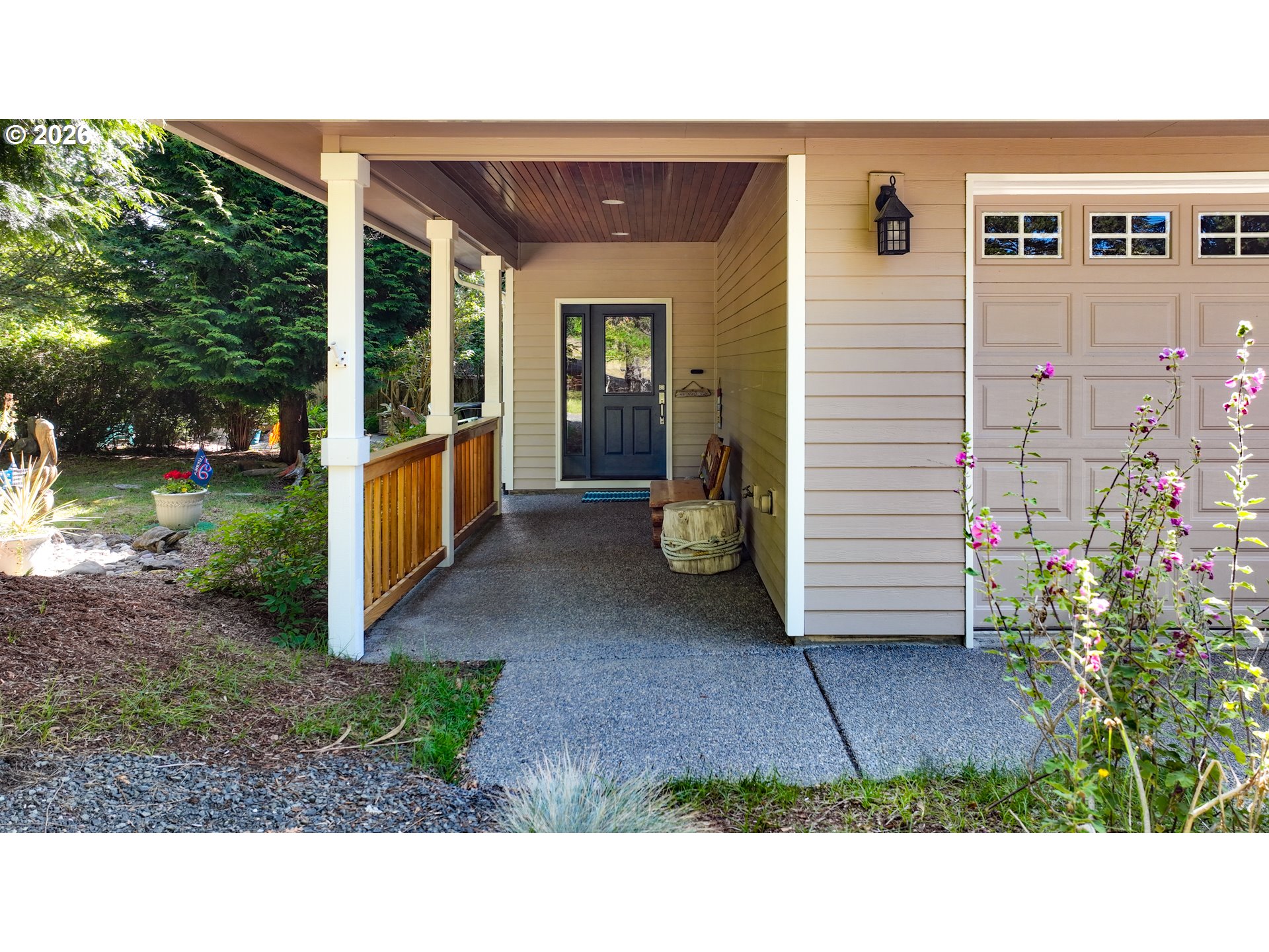 90571 Lake View Rd Property Photo 3