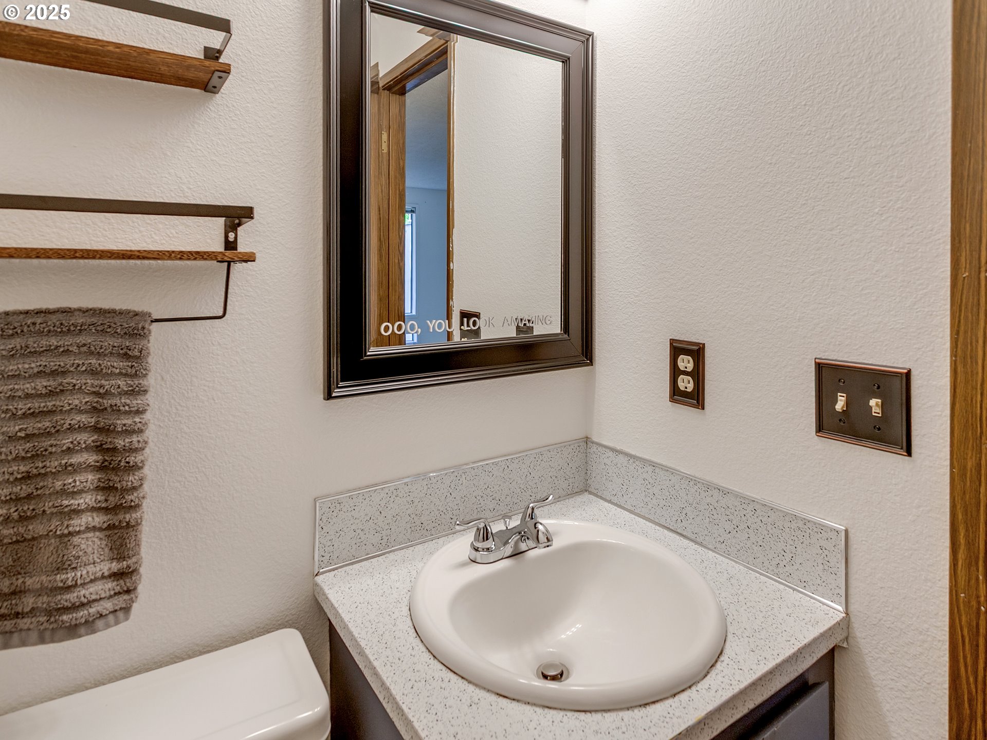 361 Ne Village Squire Ave 4 Property Photo 30