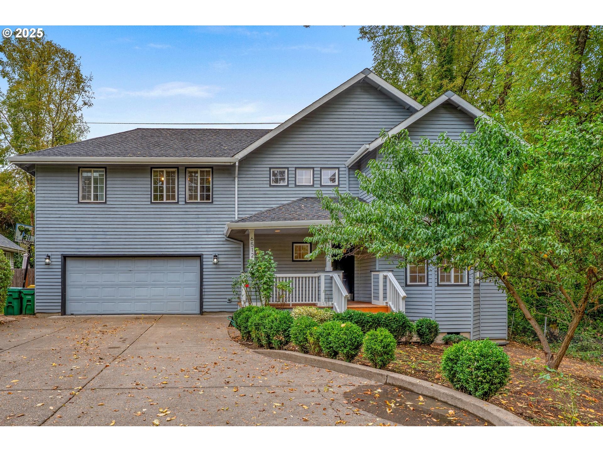 6512 Sw Taylors Ferry Rd Property Photo 1